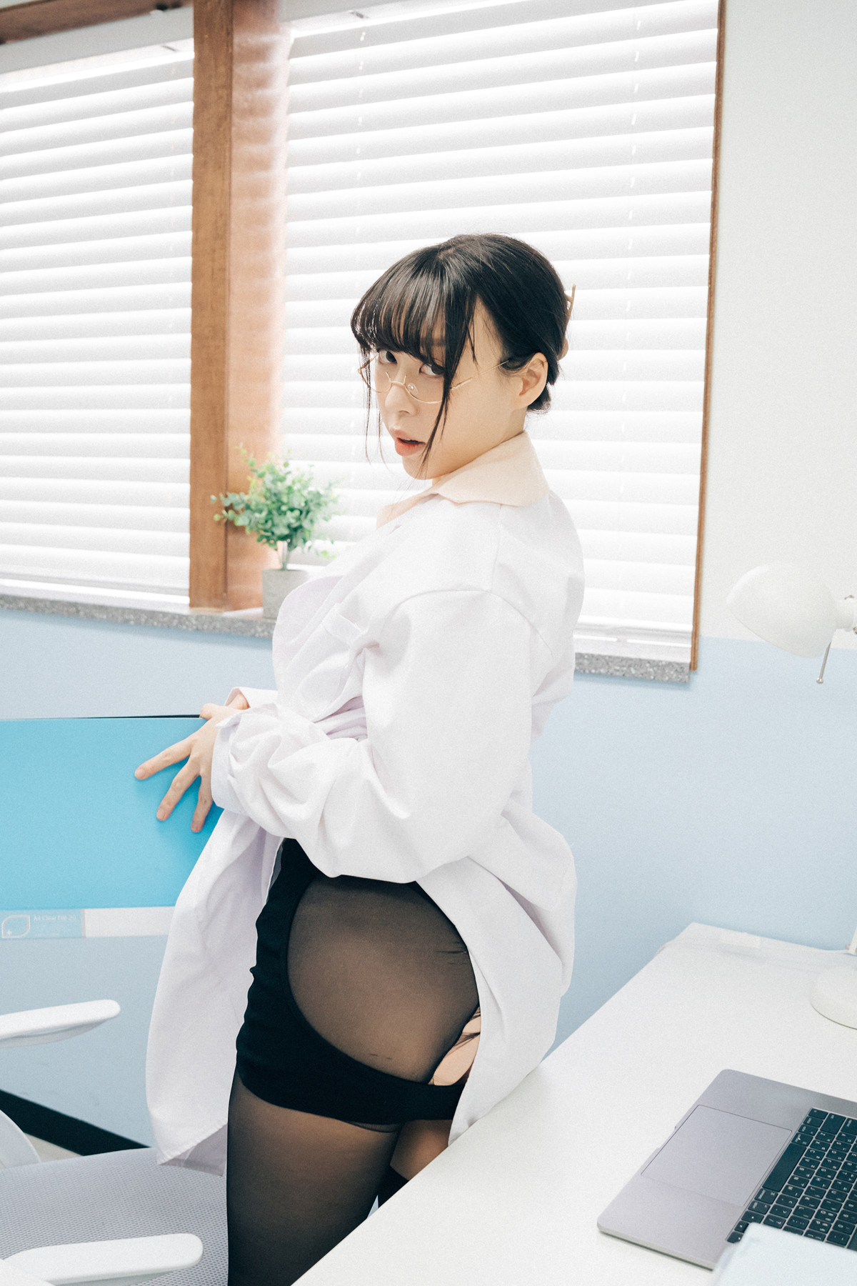 Mozzi 모찌, Loozy ‘Remedial Class’ Set.03 37