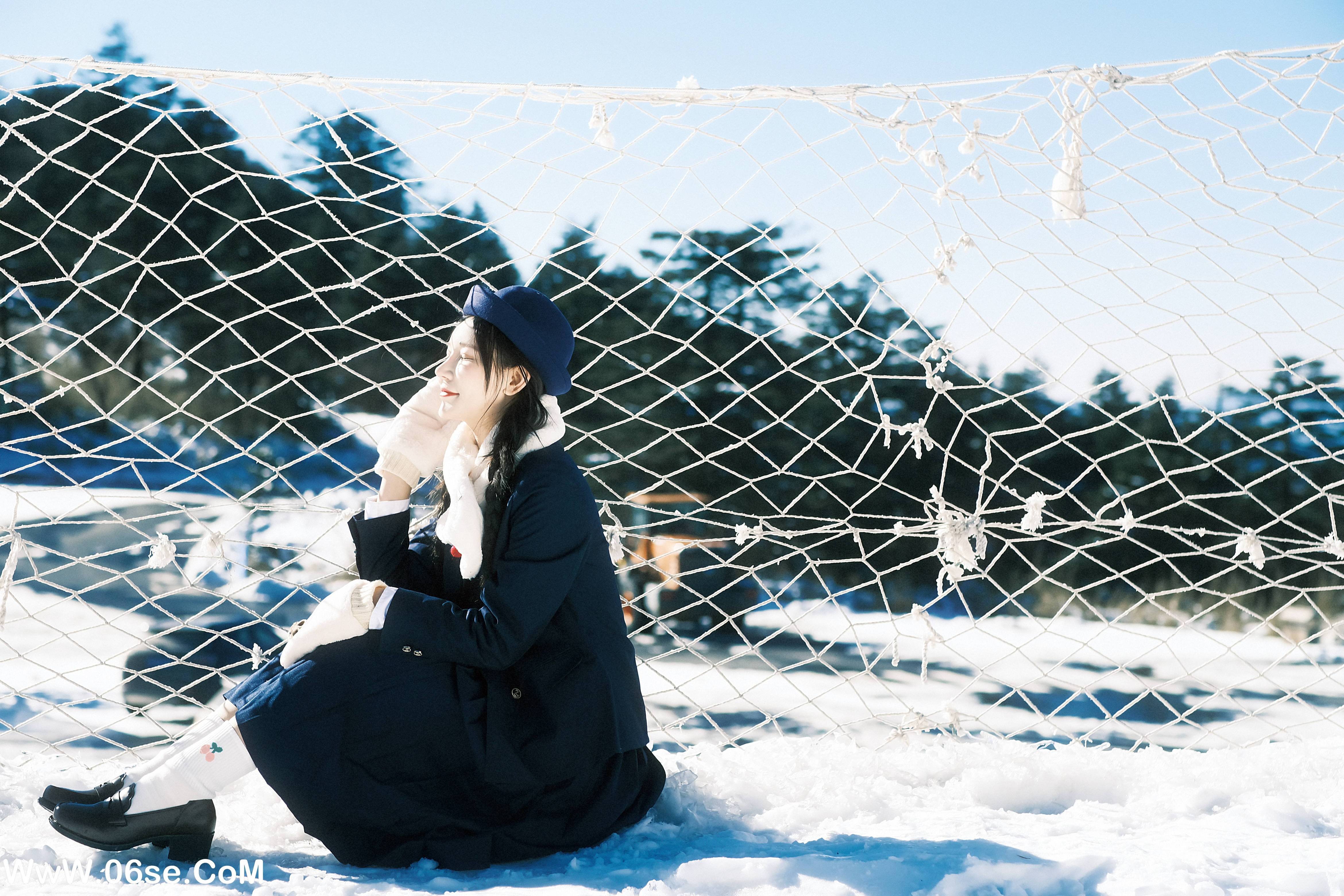 图片[26]-[YITUYU艺图语]2022.12.30 初雪在说我爱你 小霜[25+1P／136MB]-六色网