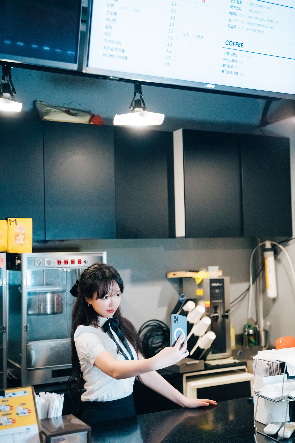 Son Yeeun 손예은, [Loozy] Ticket Girl Set.01 1