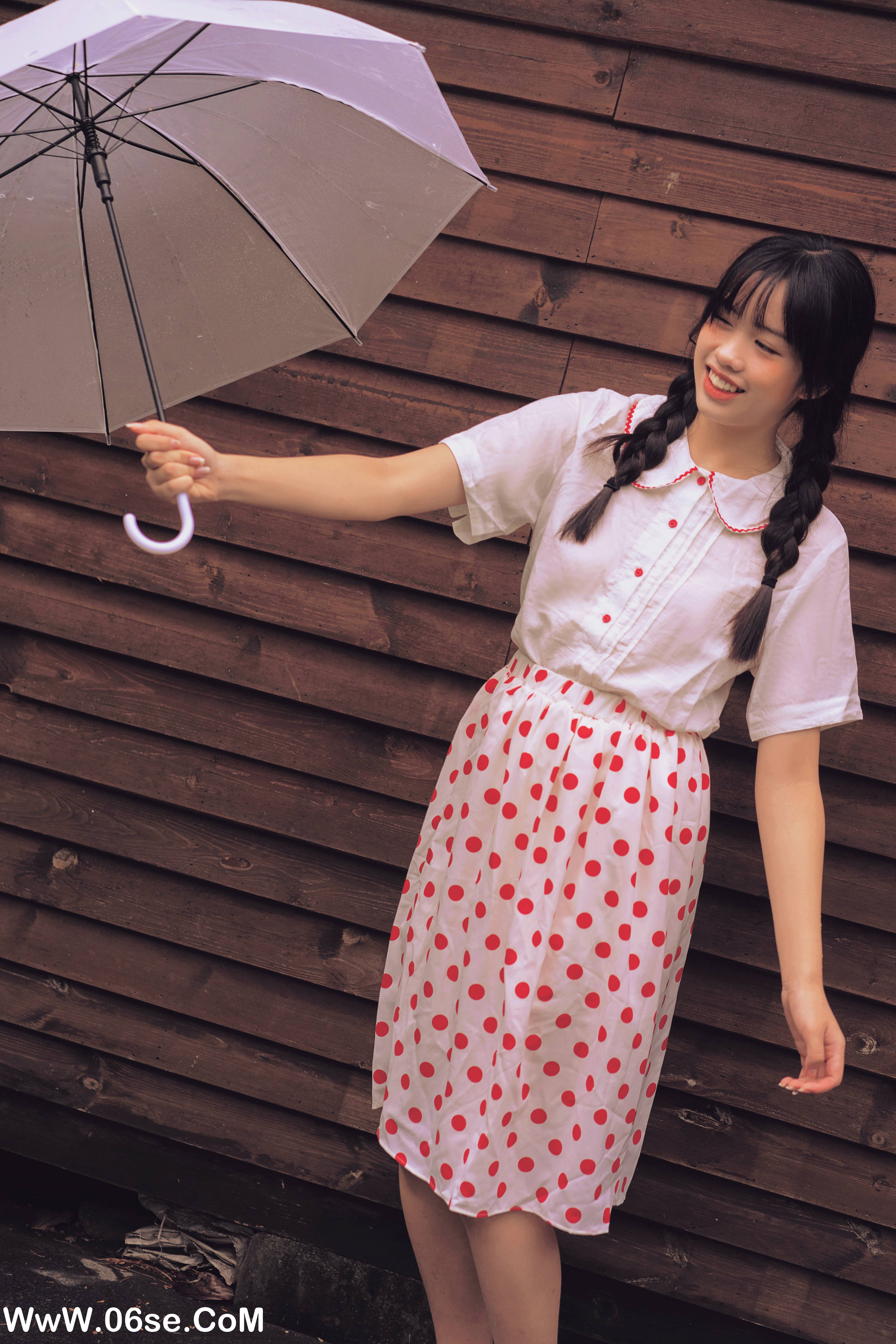 图片[14]-[YITUYU艺图语]2022.10.23 雨季 小泉[26+1P／374MB]-六色网