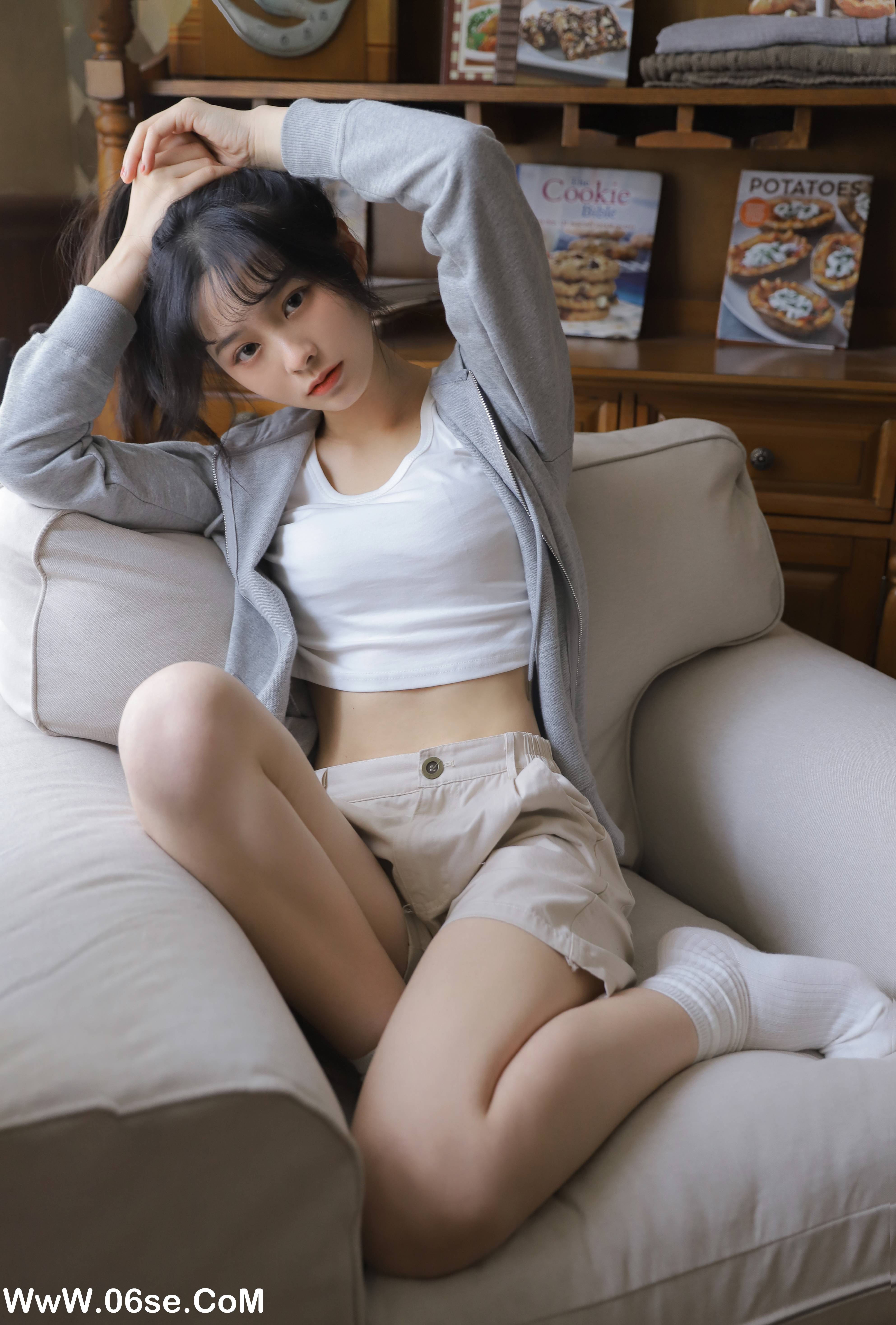 图片[21]-[YITUYU艺图语]2022.08.01 灰色轨迹 -春夏_[22+1P／210MB]-六色网