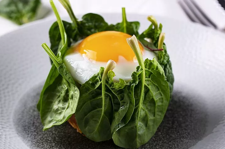 Рубленый бифштекс с глазуньей – Telegraph