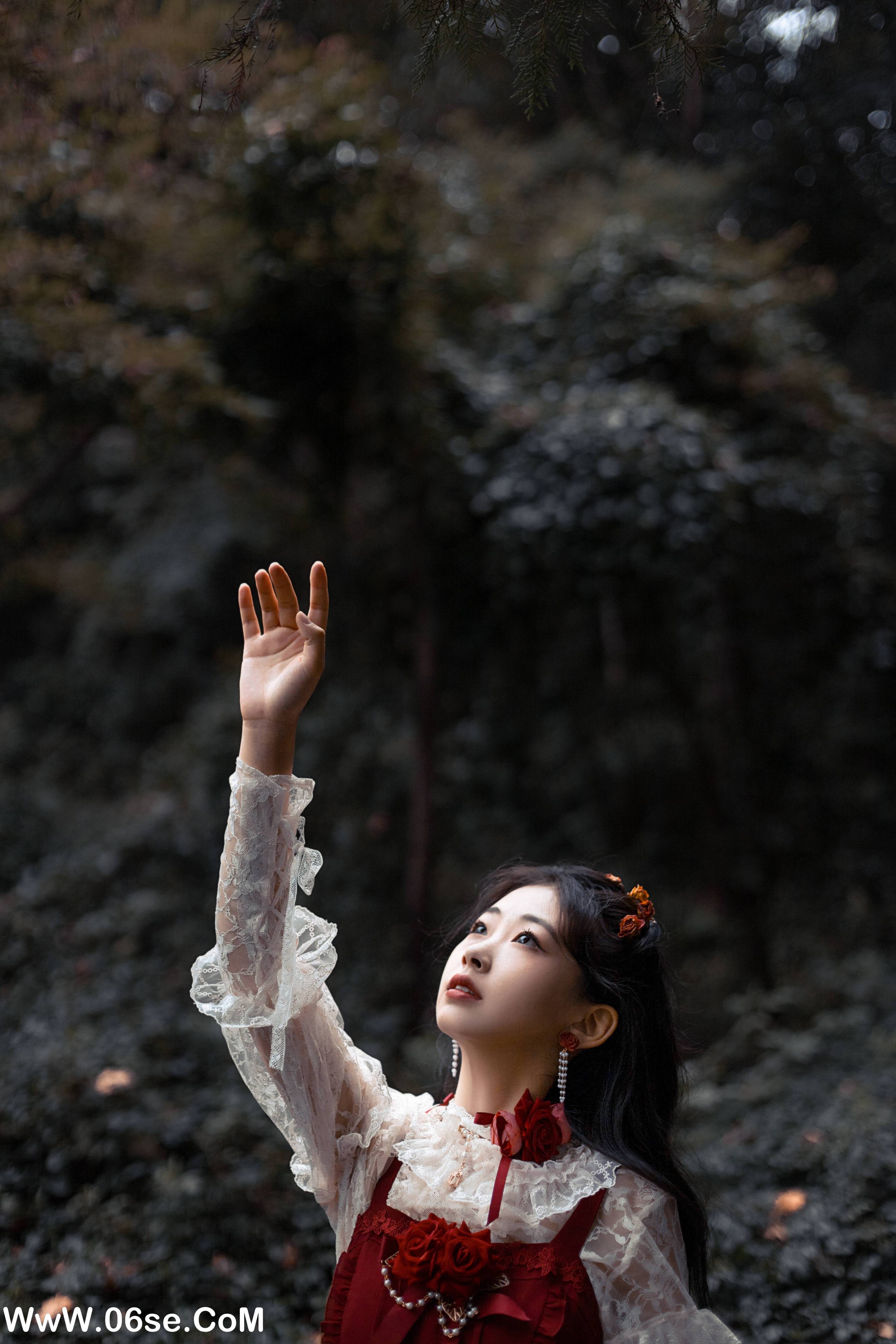 图片[13]-[YITUYU艺图语]2022.11.05 最后一朵玫瑰 ASOE[24+1P／404MB]-六色网
