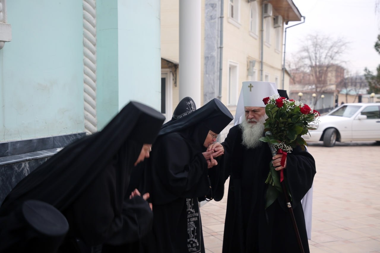 Ради жизни ради света