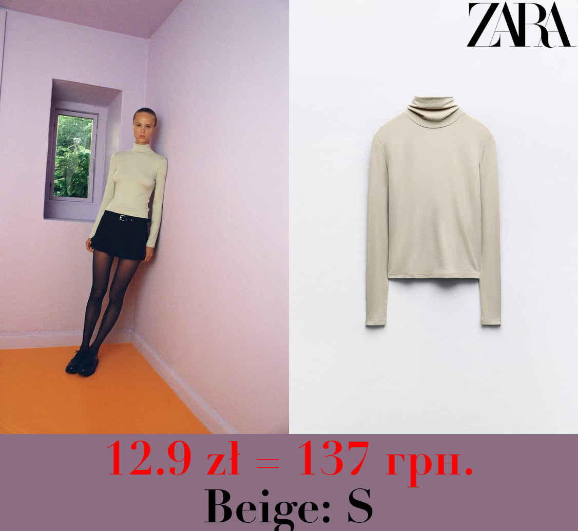 TURTLENECK T-SHIRT