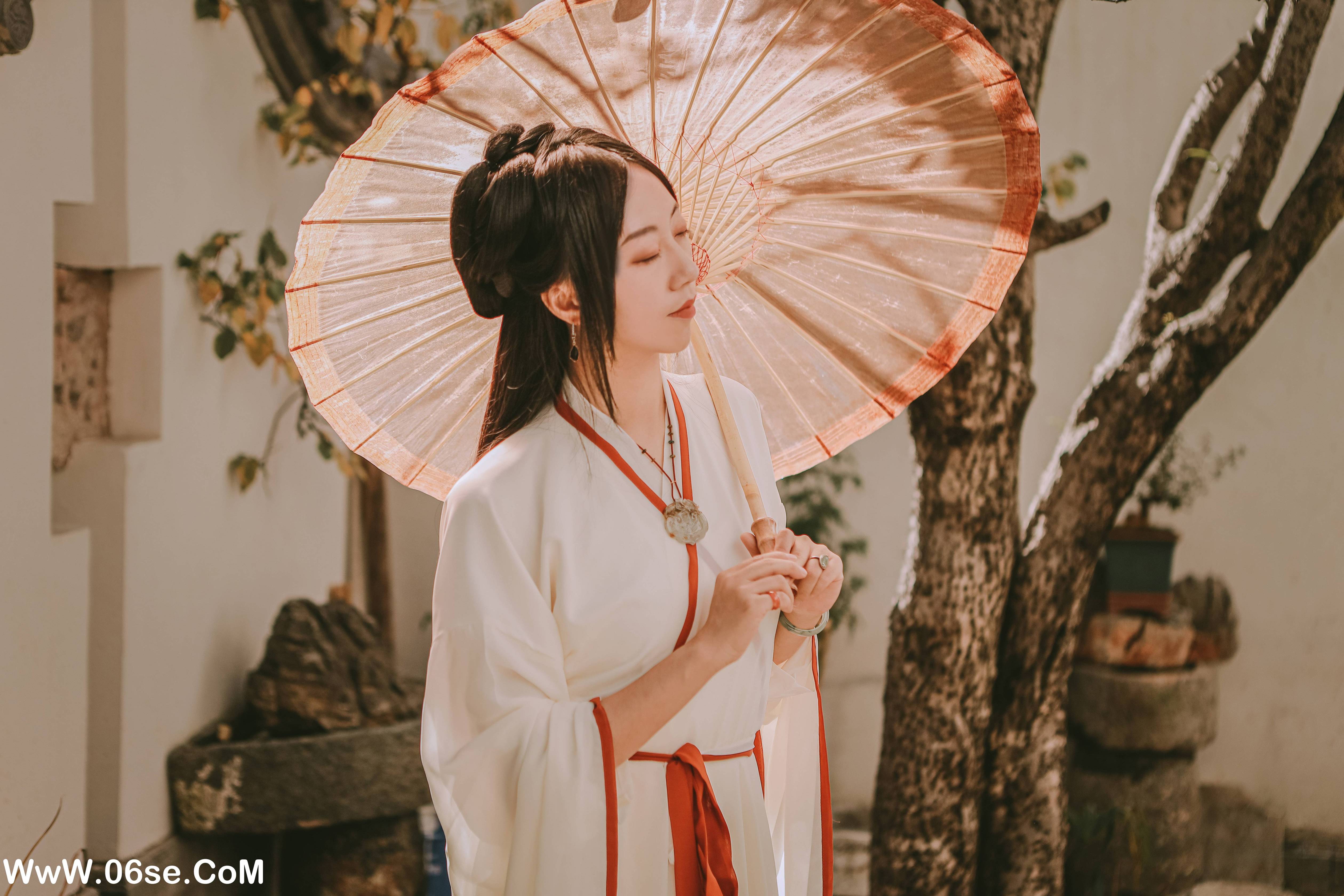 图片[12]-[YITUYU艺图语]2022.02.22 闲愁一半 彭娘[24+1P／102MB]-六色网