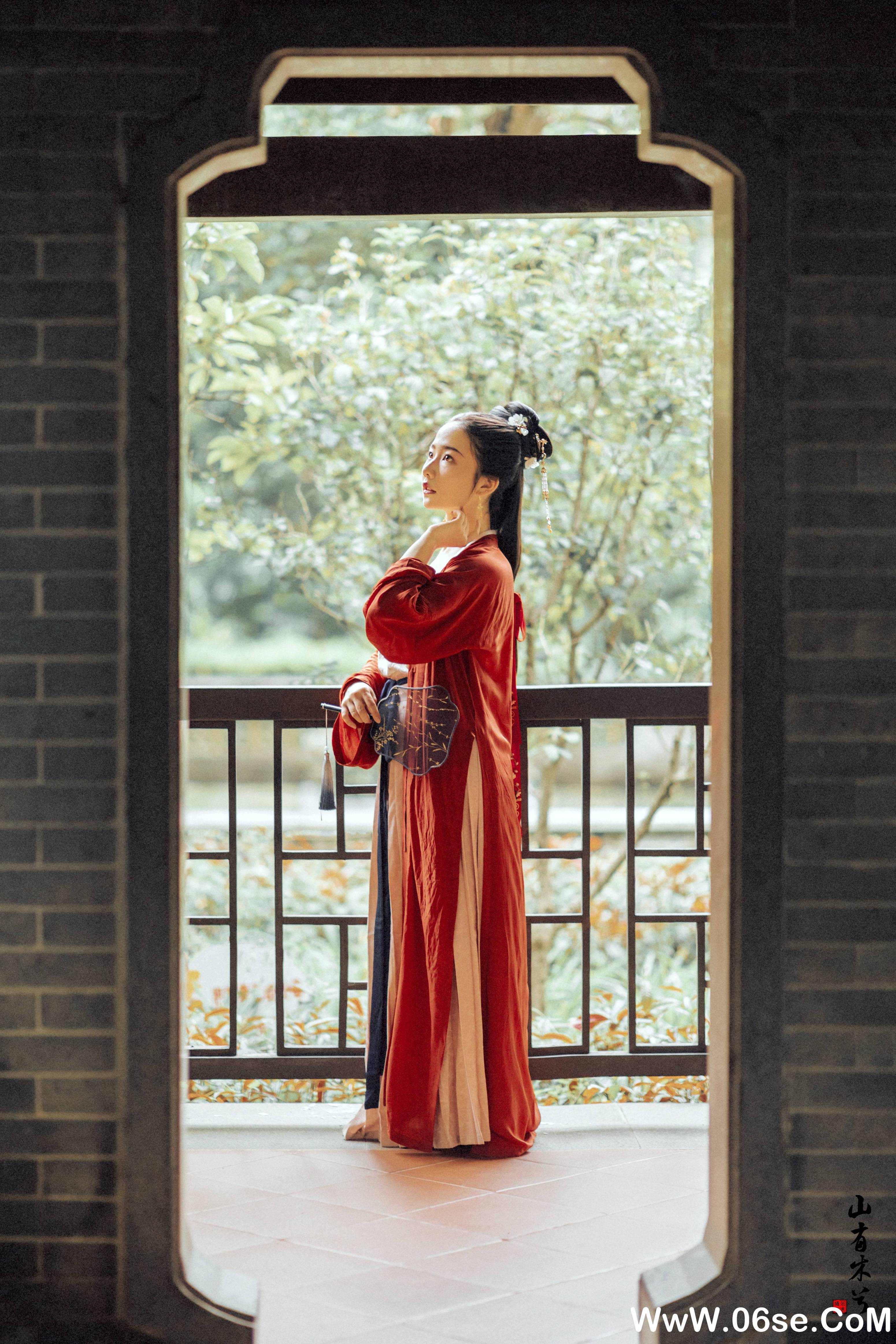 图片[22]-[YITUYU艺图语]2021.10.11 山有木兮 mandy[26+1P／373MB]-六色网