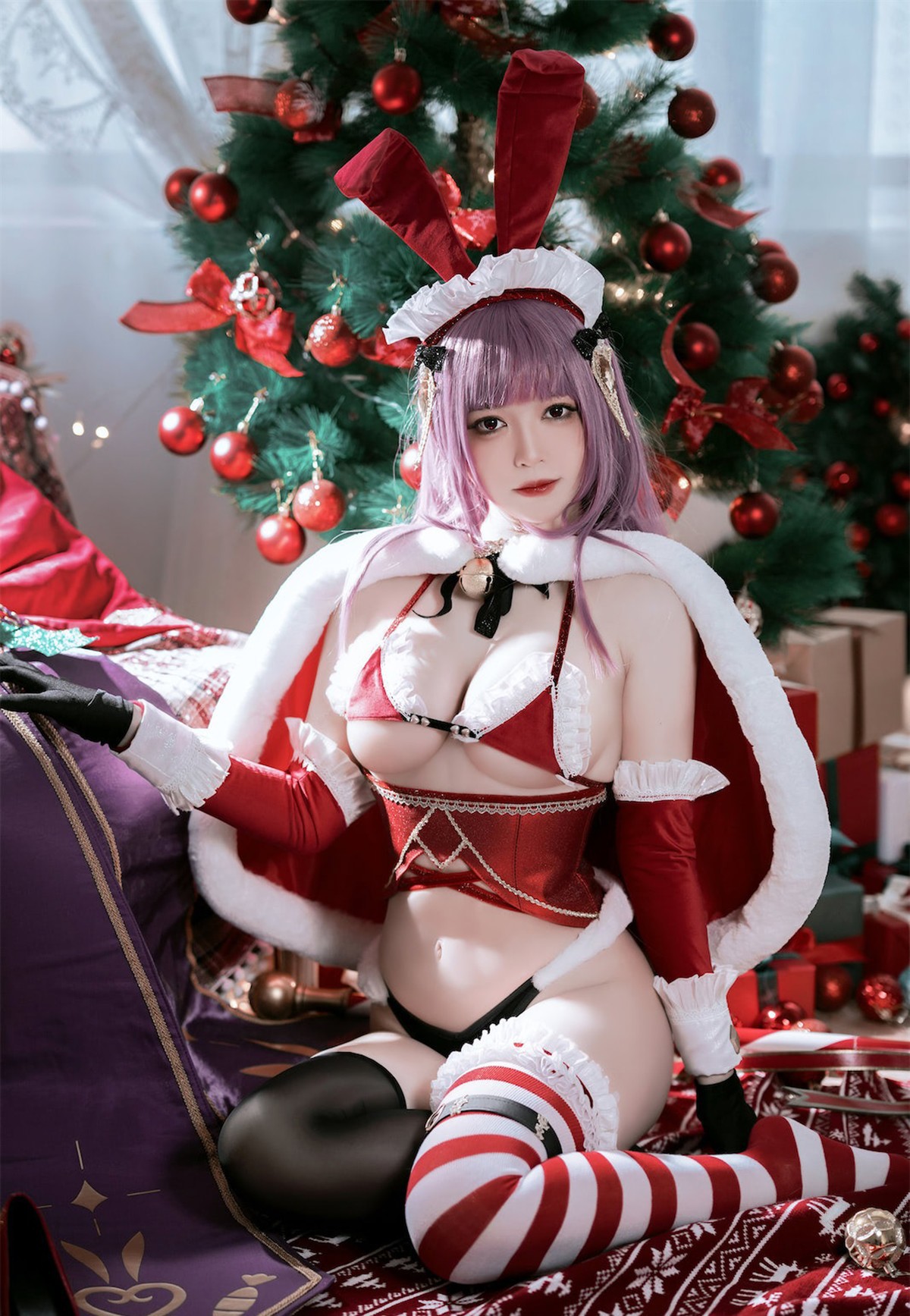 Cosplay 半半子 Christmas Bunny Aike 1