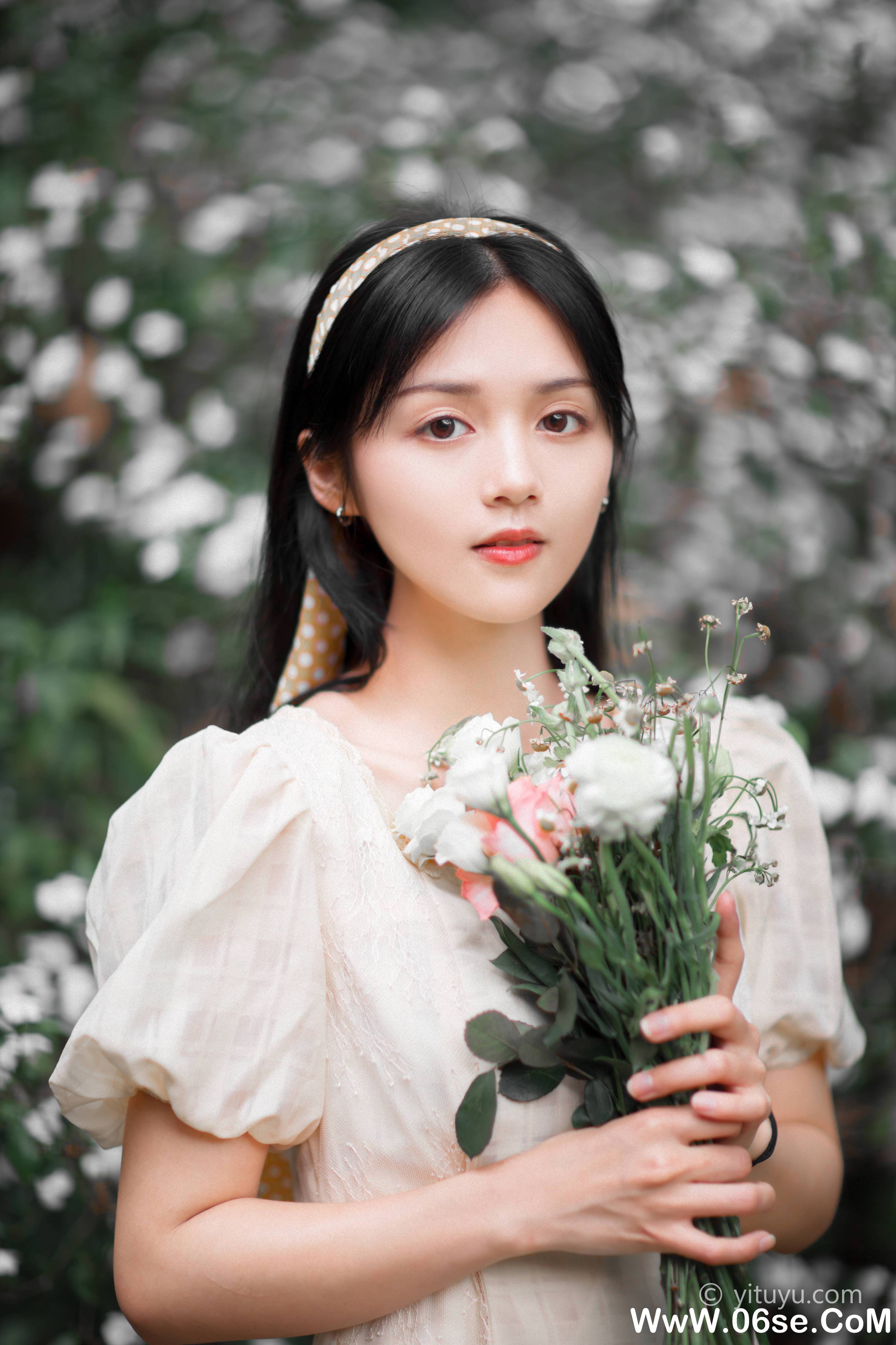 图片[3]-[YITUYU艺图语]2021.04.19 花间志 雨文[30+1P／524MB]-六色网