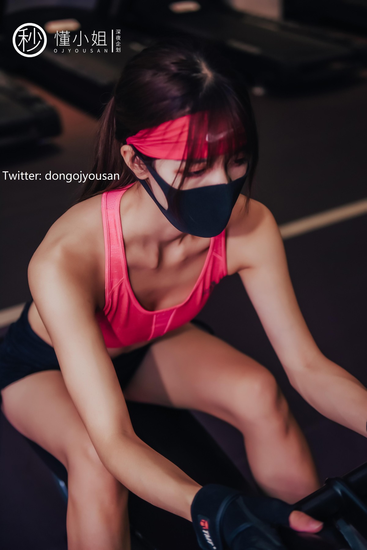 推特露出女神懂小姐 健身房露出極品身材超美誘人至極 14