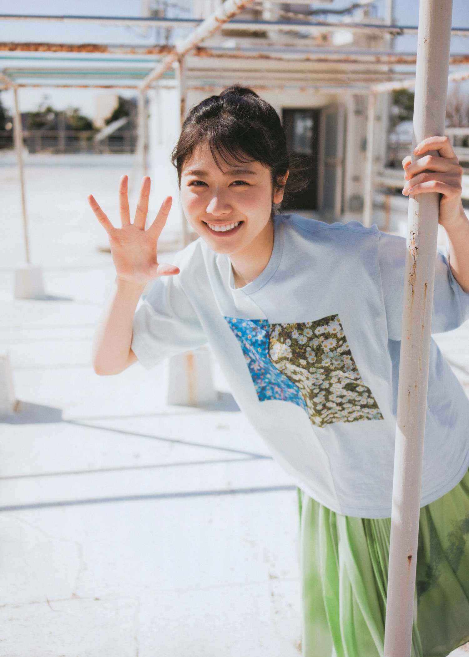 Akari Nibu 丹生明里, B.L.T. 2022.06 (ビー・エル・ティー 2022年6月号) 15