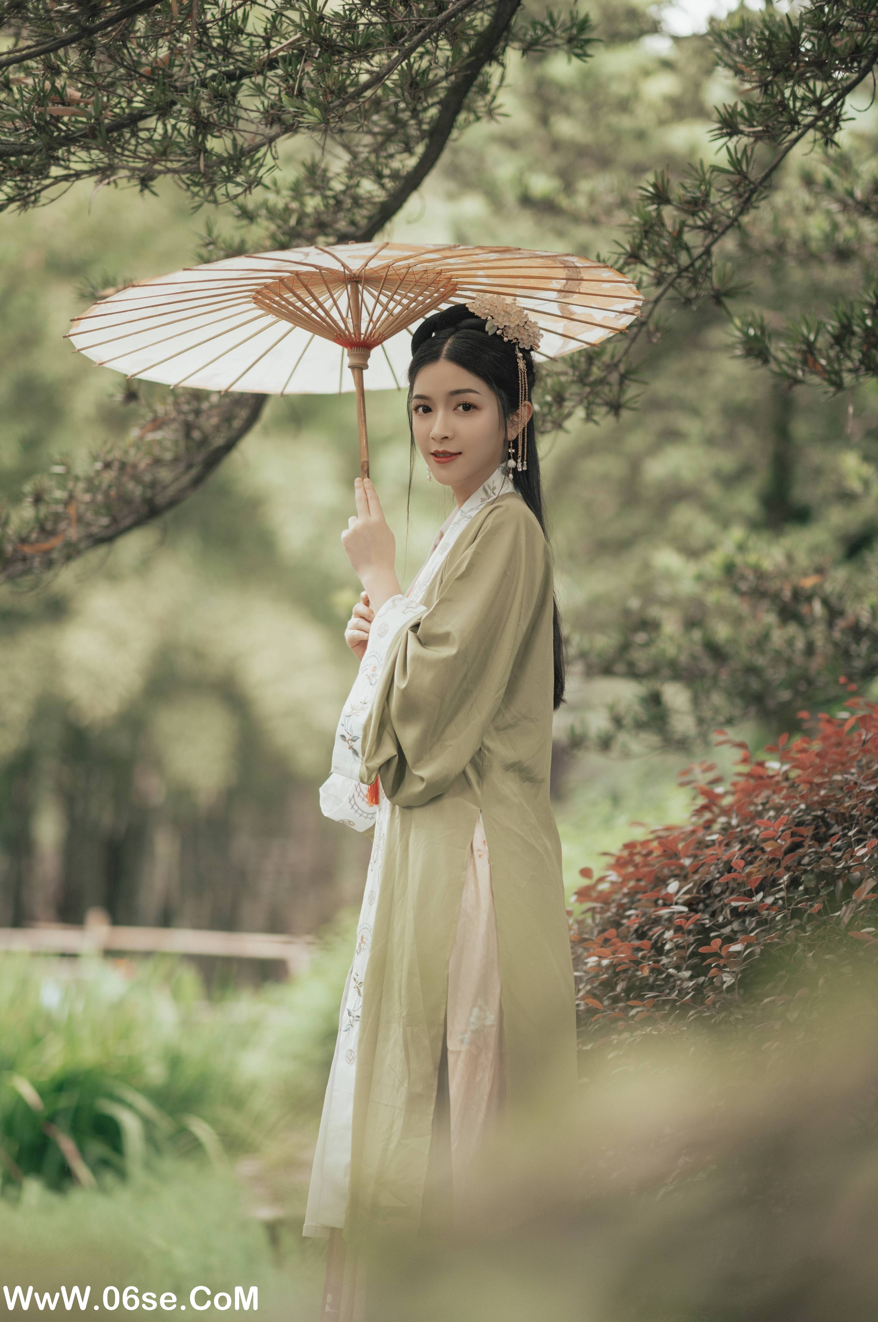 图片[16]-[YITUYU艺图语]2022.07.12 入江南 辛冉[32+1P／356MB]-六色网