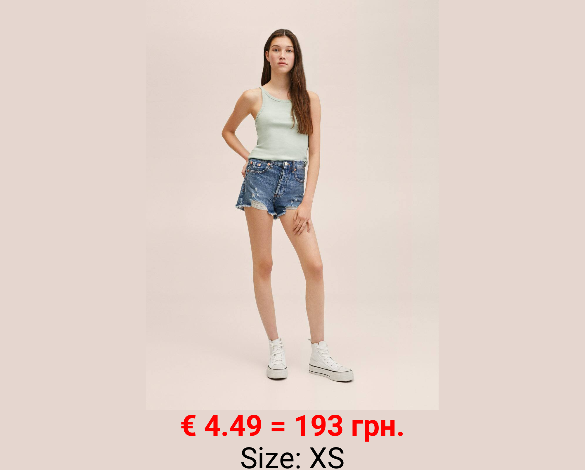 Short denim rotos decorativos