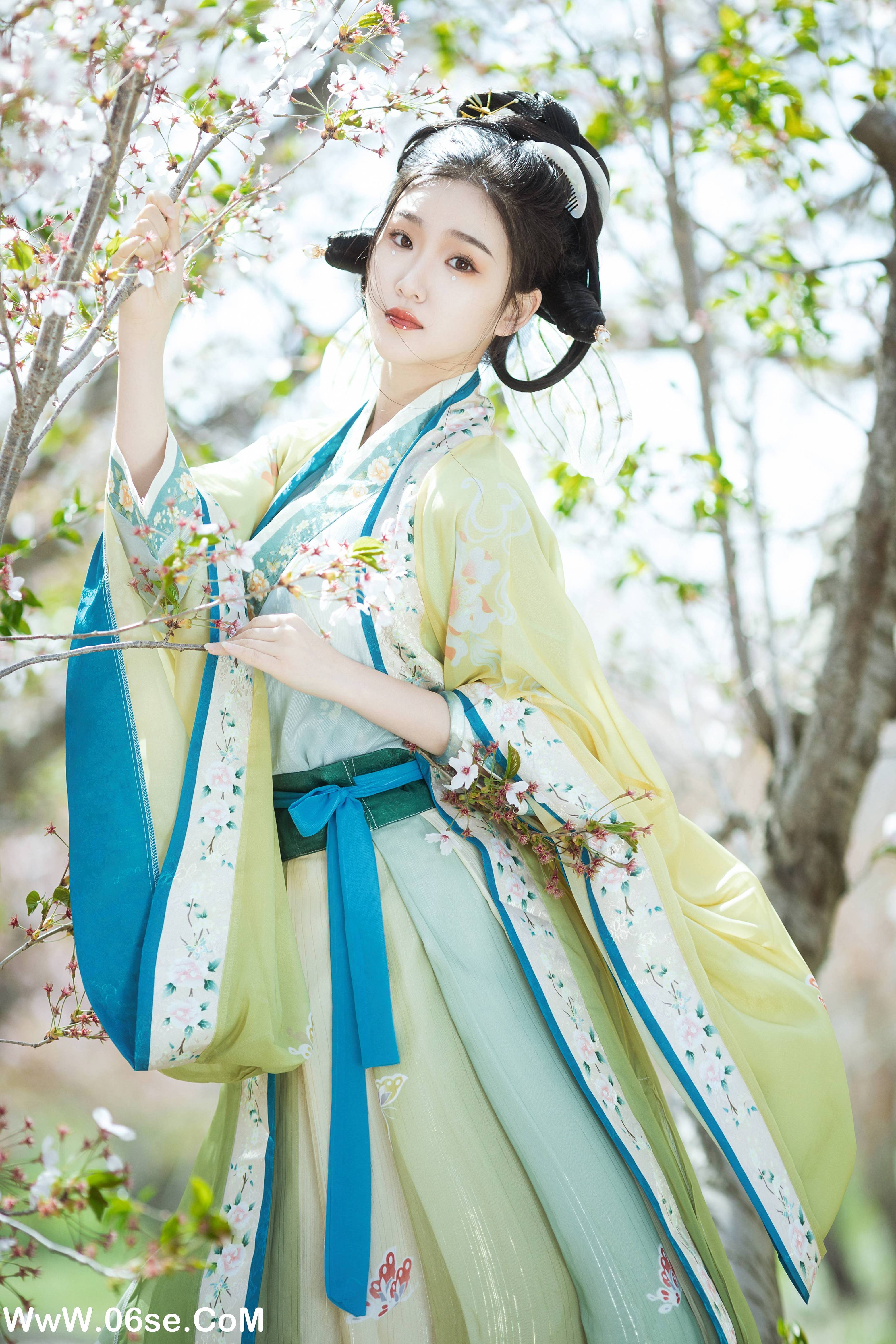 图片[5]-[YITUYU艺图语]2022.07.15 蝶恋花 相望回首喵喵喵[22+1P／249MB]-六色网