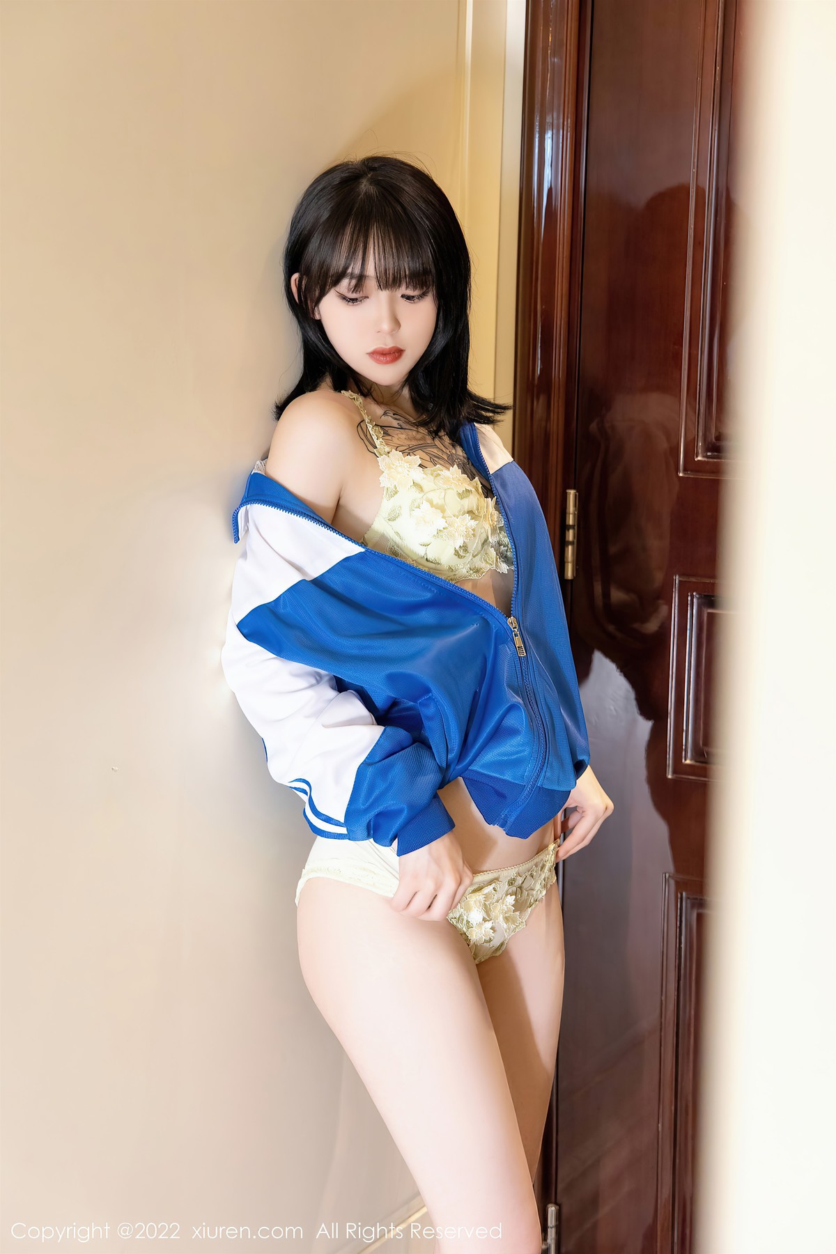 [XiuRen秀人网] No.4838 奶瓶 32