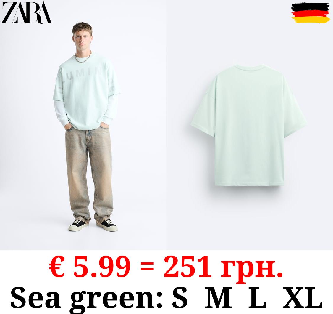 T-SHIRT WITH SUNLIGHT-REACTIVE SLOGAN