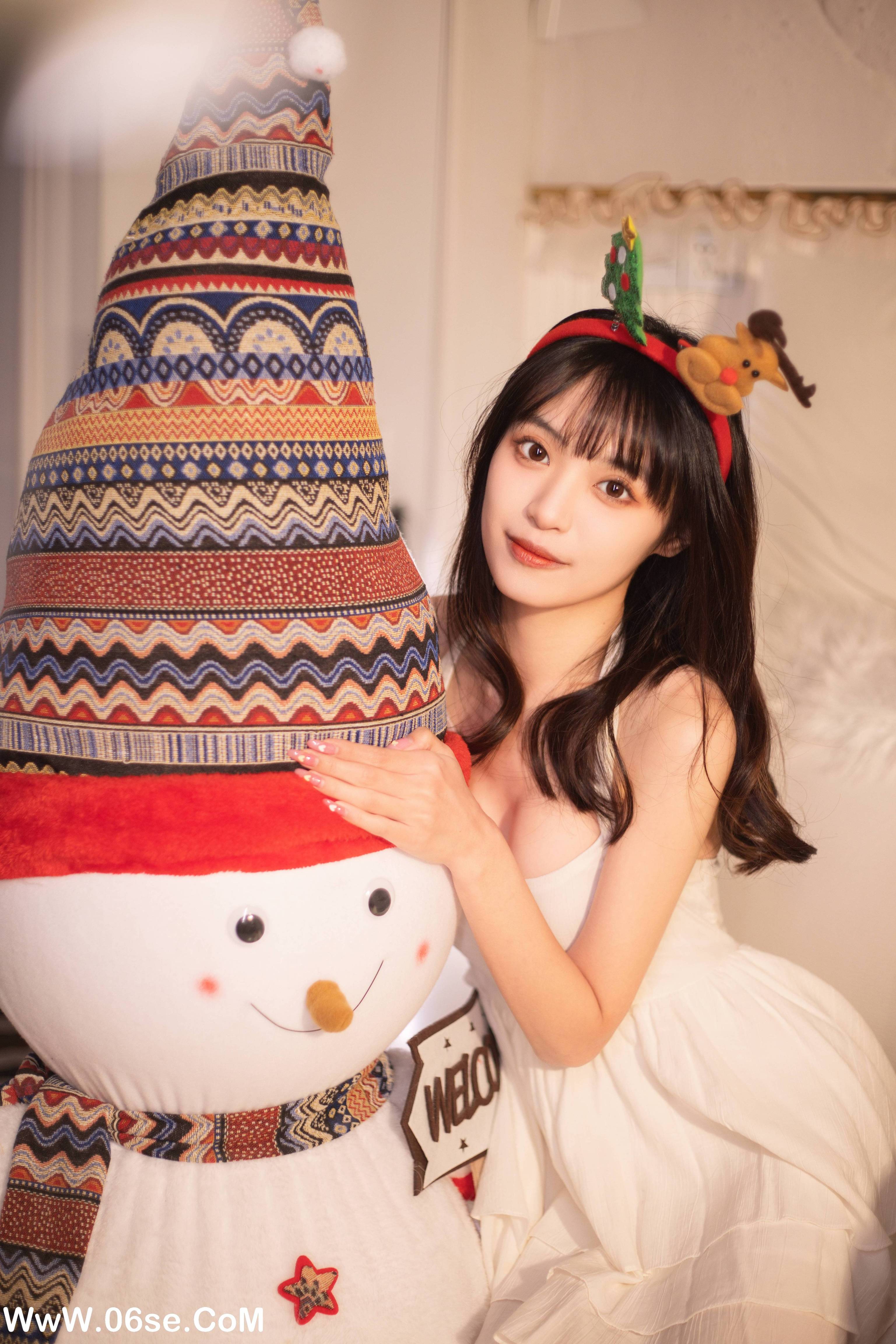 图片[14]-[YITUYU艺图语]2022.12.31 居家少女 酱酱[25+1P／1.04GB]-六色网