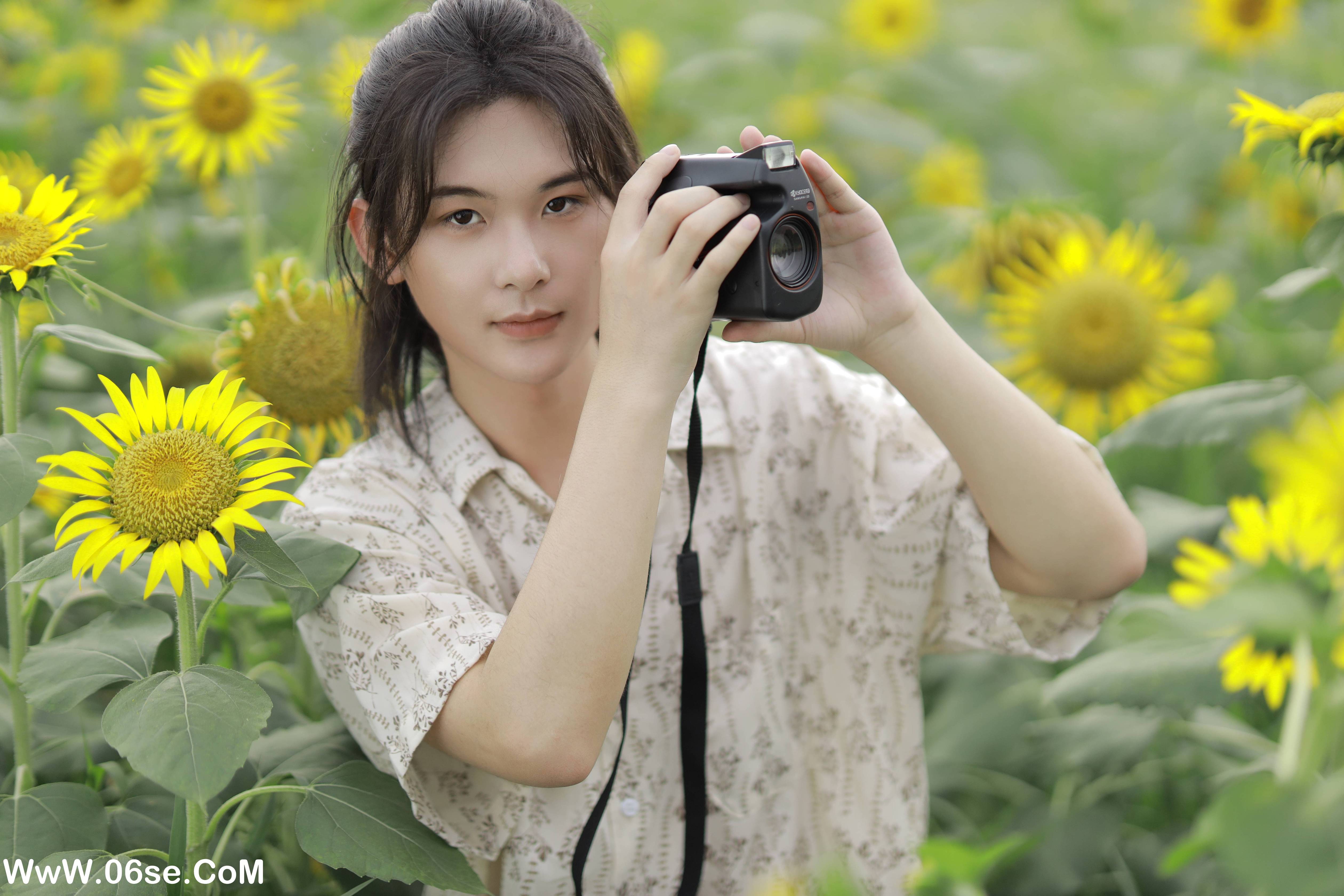 图片[8]-[YITUYU艺图语]2022.10.23 向日葵少年 喻喻喻喻幸[21+1P／181MB]-六色网