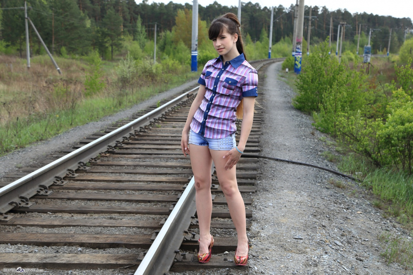 [Image: 32043eaf6cb1009173149.jpg]