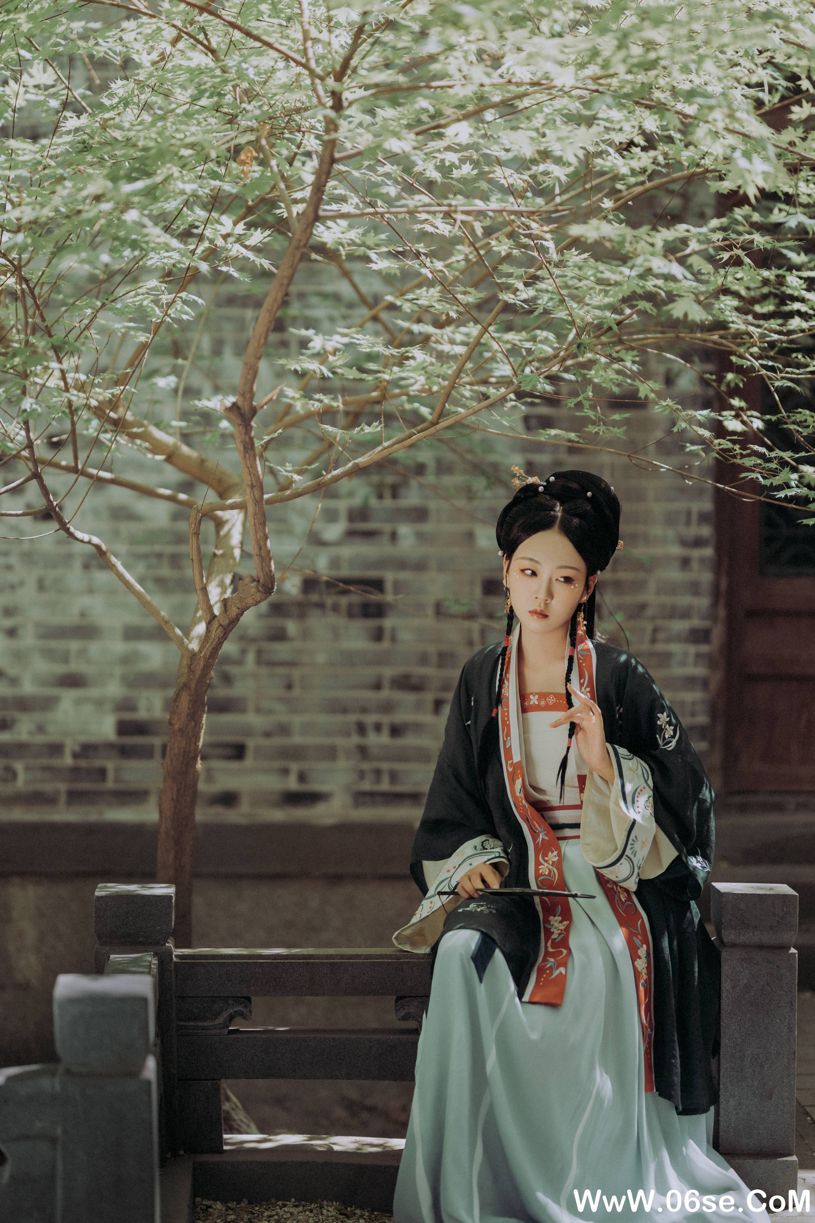 图片[15]-[YITUYU艺图语]2021.10.06 伤春逝 茜茜[24+1P／285MB]-六色网