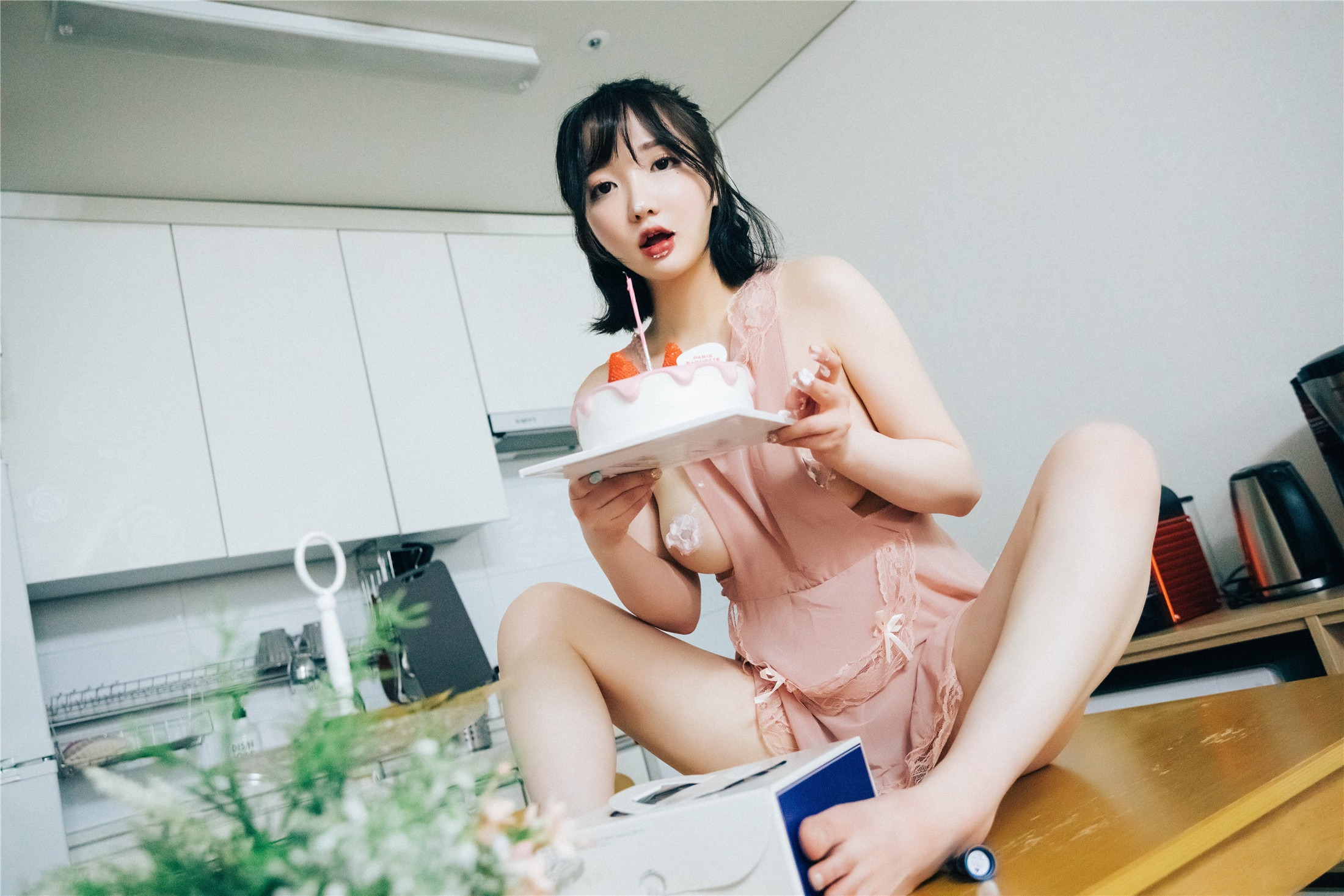 [Loozy] Son Ye-Eun (손예은) - Happy Birthday 132P 95