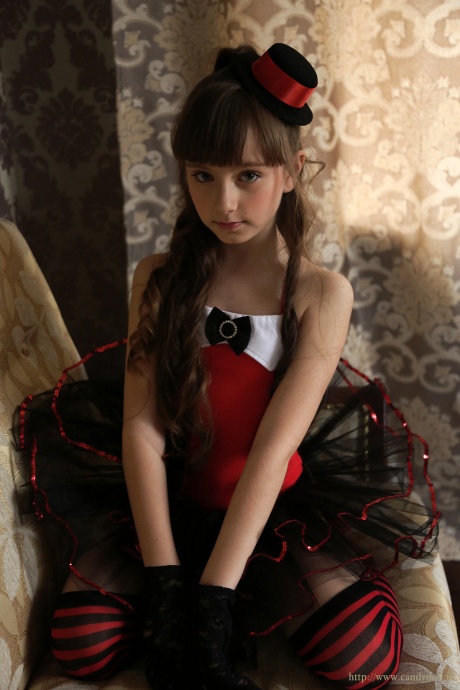 [Image: 32a82479bc073e2a66bc4.jpg]