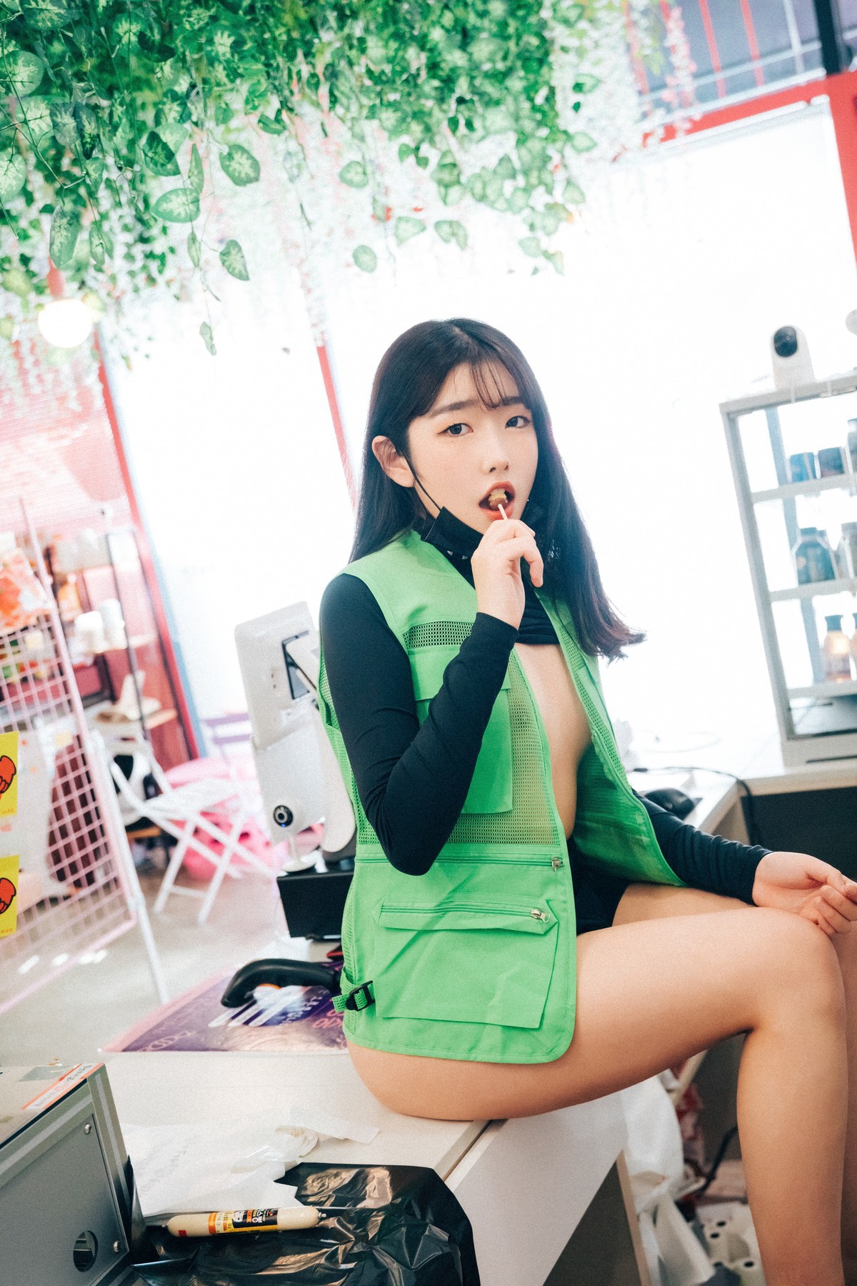 Sonson 손손, [Loozy] First Nipple Alba (S.Ver) Set.01 53