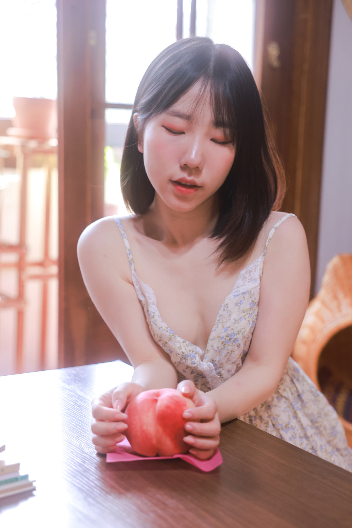 Han Yeri 한예리, [SWEETBOX] The End of Summer Set.02 43