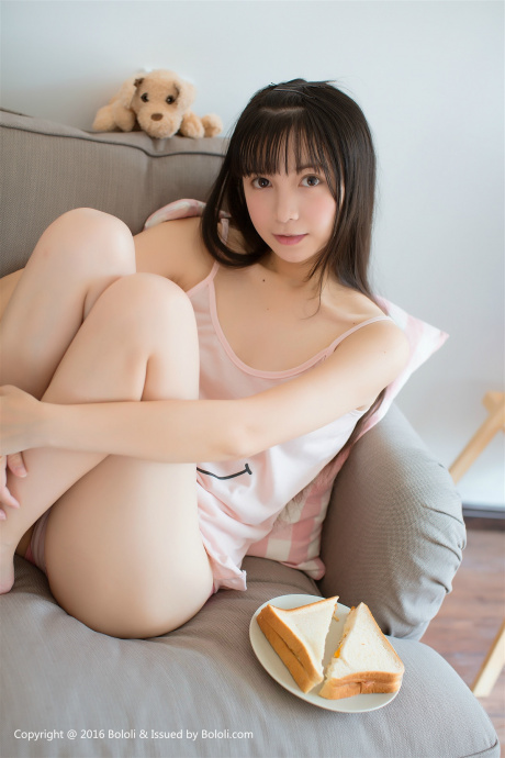 [Image: 32fd4efb8f954f968449d.jpg]