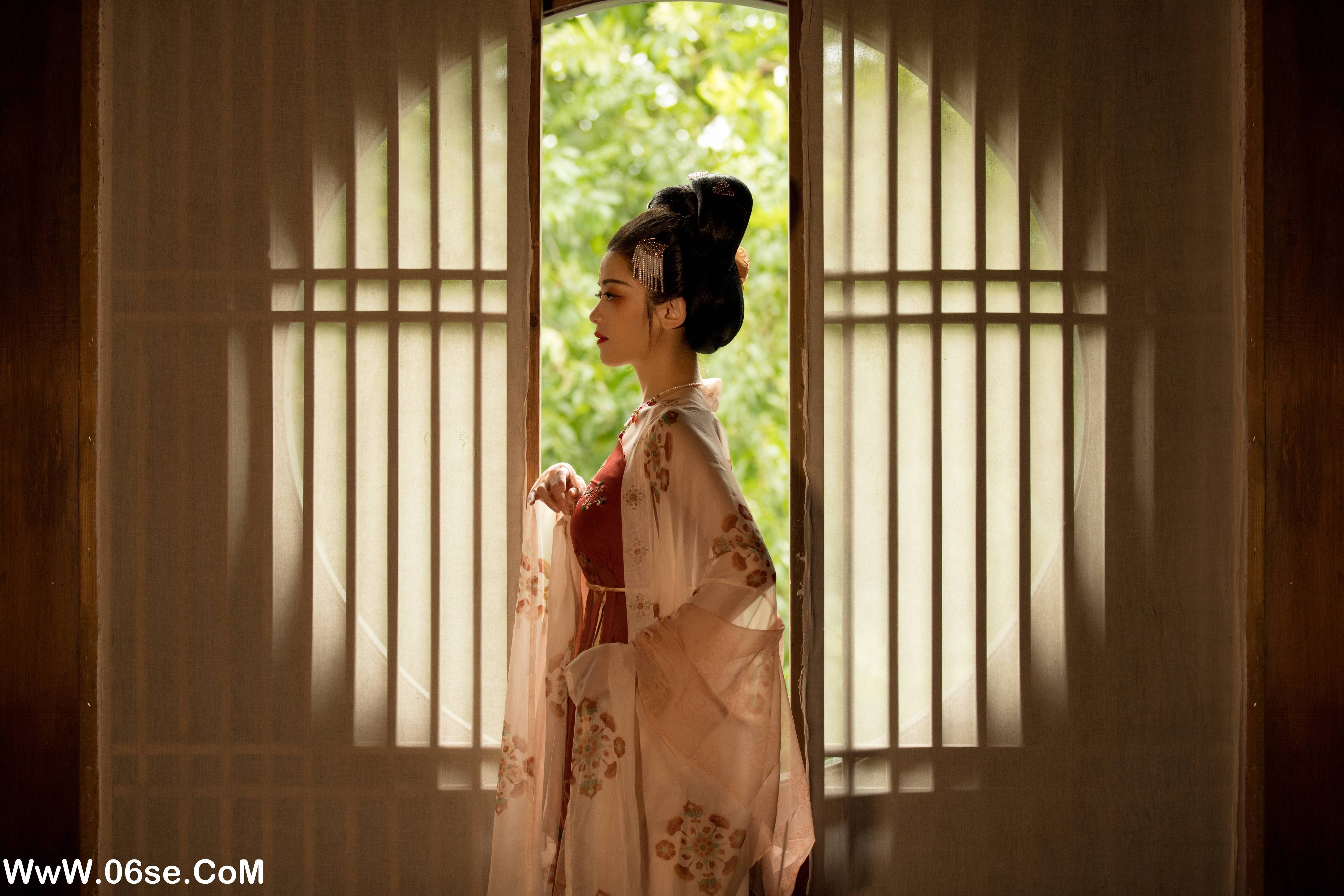 图片[25]-[YITUYU艺图语]2022.07.06 阙楼霓裳 清沅斋[42+1P／585MB]-六色网