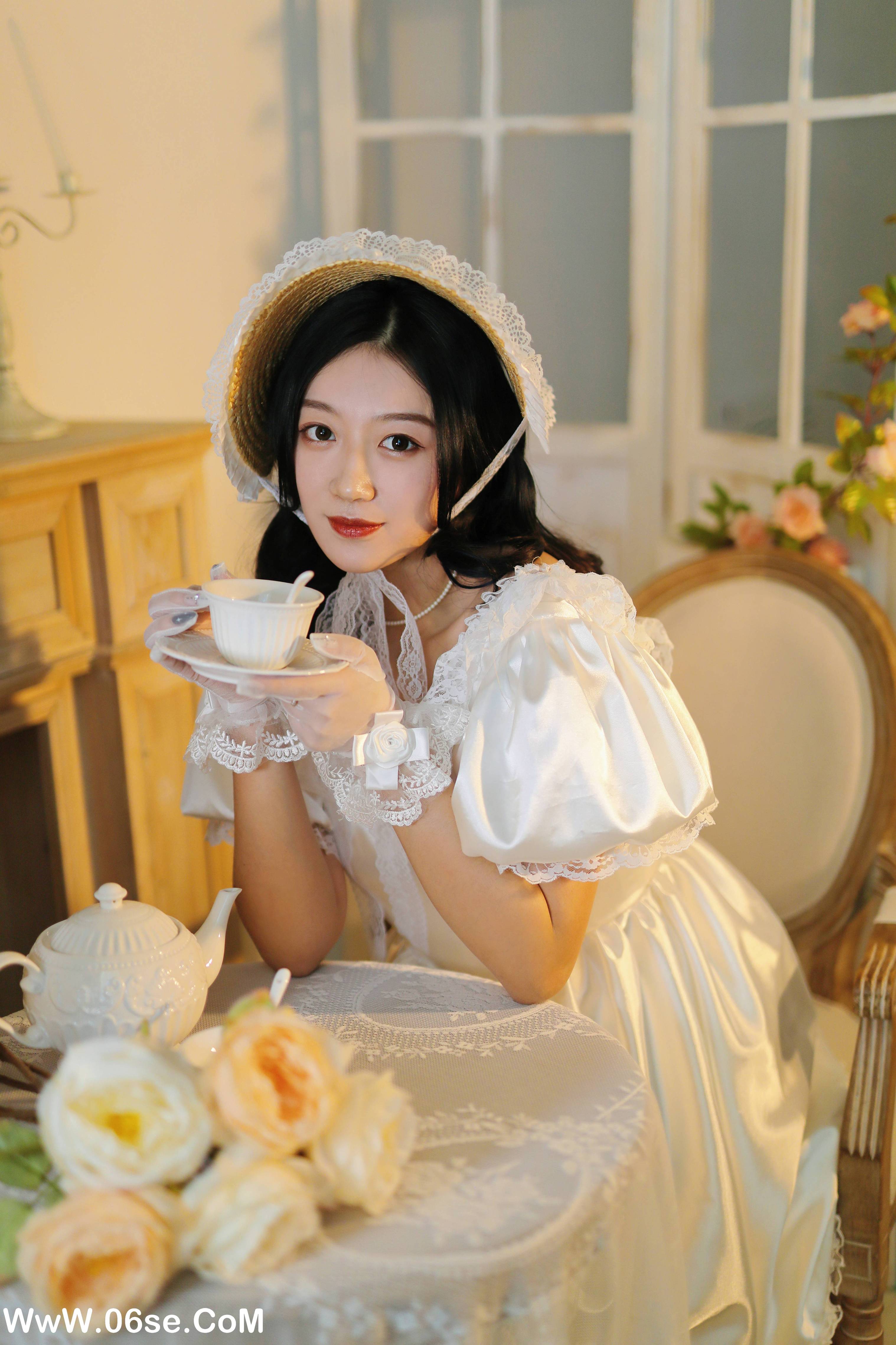 图片[16]-[YITUYU艺图语]2022.10.11 掉入兔子洞的爱丽丝 雨芳[31+1P／376MB]-六色网