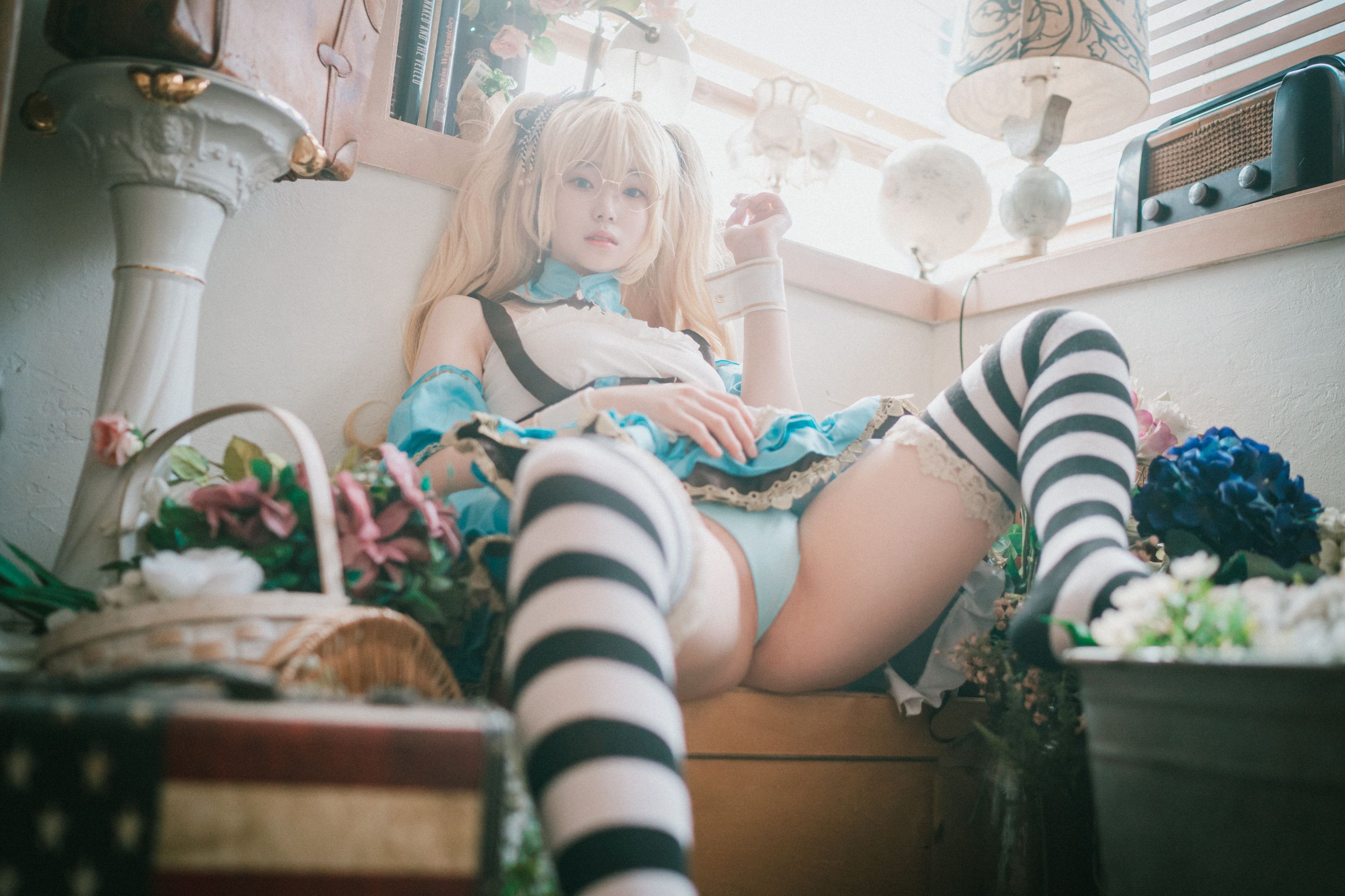 Bambi밤비-Alice in Glasses [48P] 5