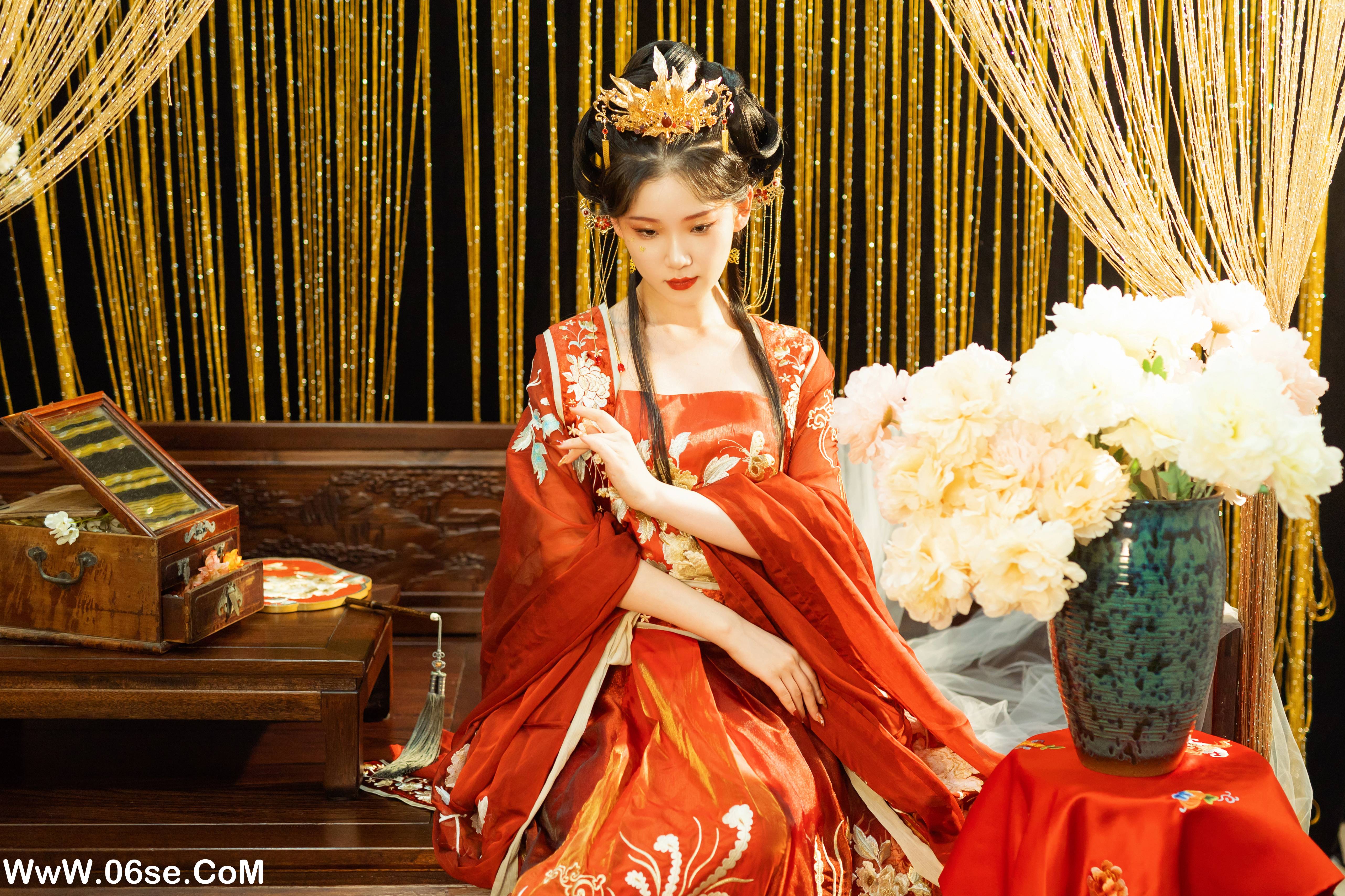 图片[18]-[YITUYU艺图语]2022.09.05 红衣娘子 相望回首喵喵喵[47+1P／452MB]-六色网