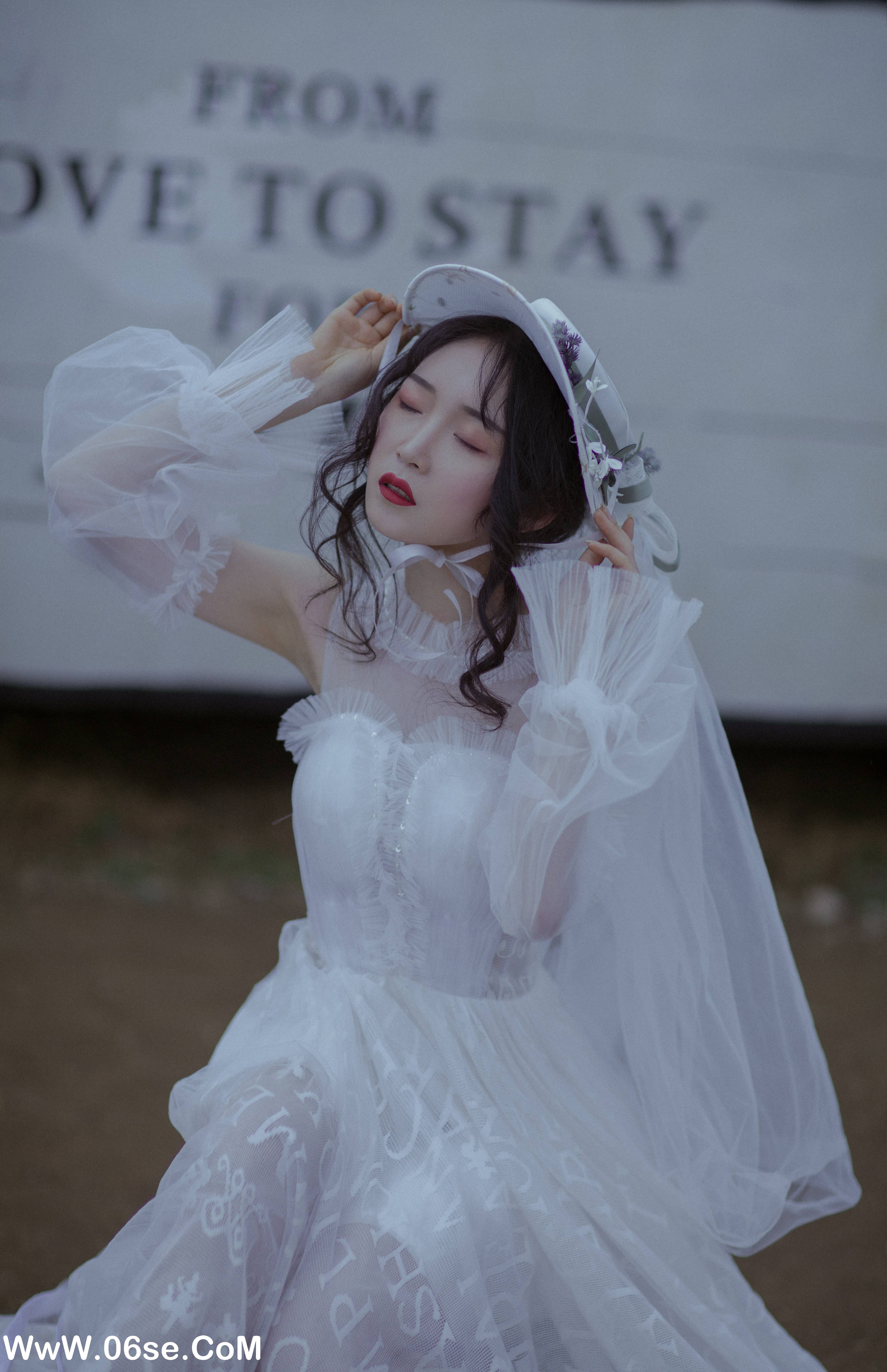 图片[22]-[YITUYU艺图语]2022.06.25 为自己穿一次婚纱 月下桑小川[33P-238M]-六色网