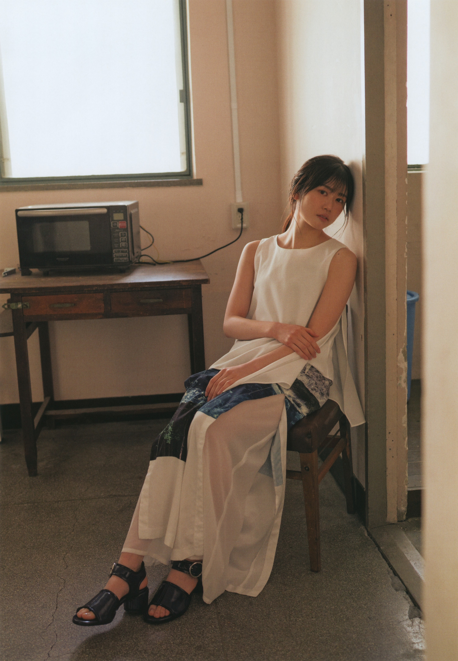 Akari Nibu 丹生明里, B.L.T. 2022.06 (ビー・エル・ティー 2022年6月号) 8