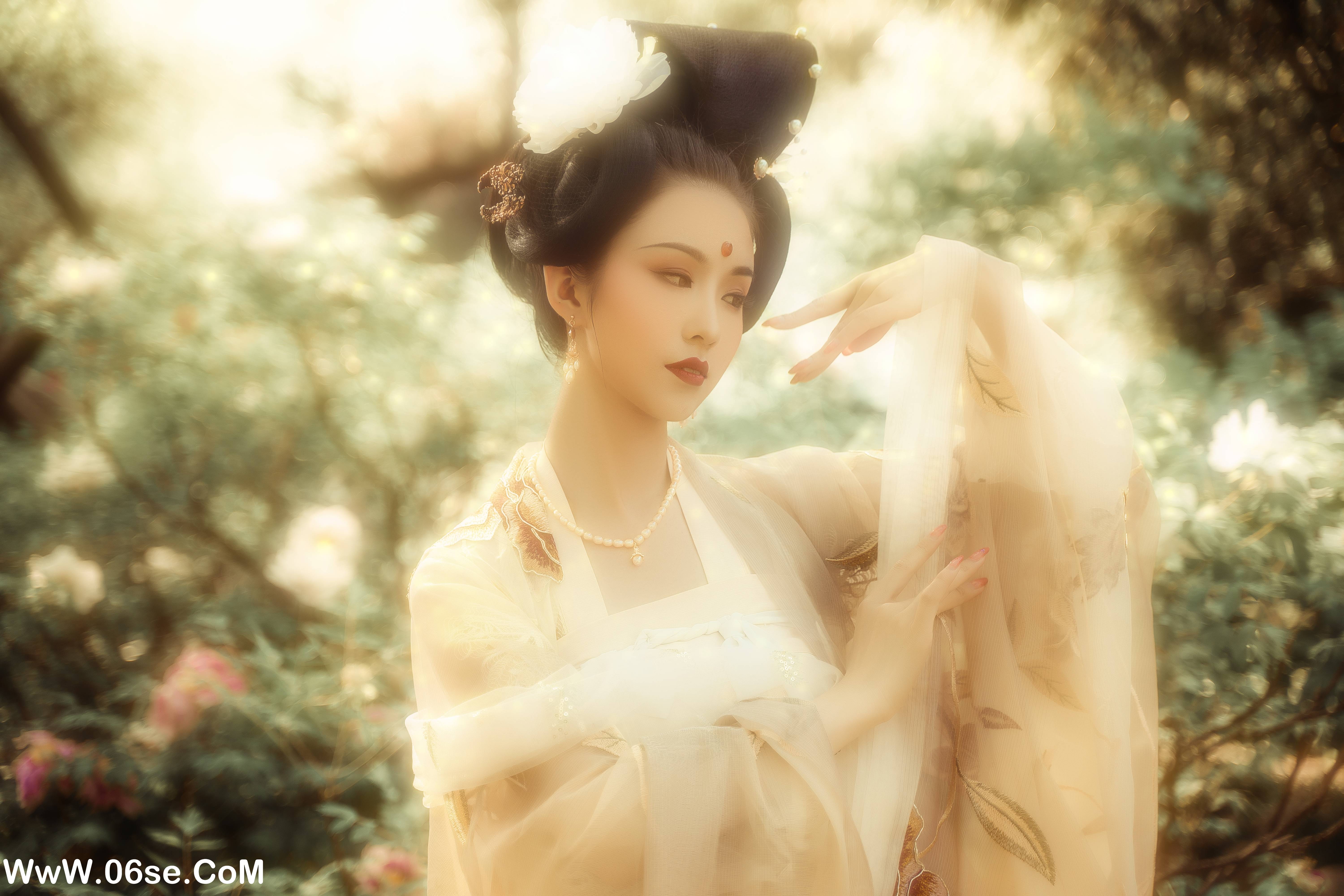 图片[10]-[YITUYU艺图语]2022.09.20 花想容 笔墨瞎伺候[34+1P／270MB]-六色网