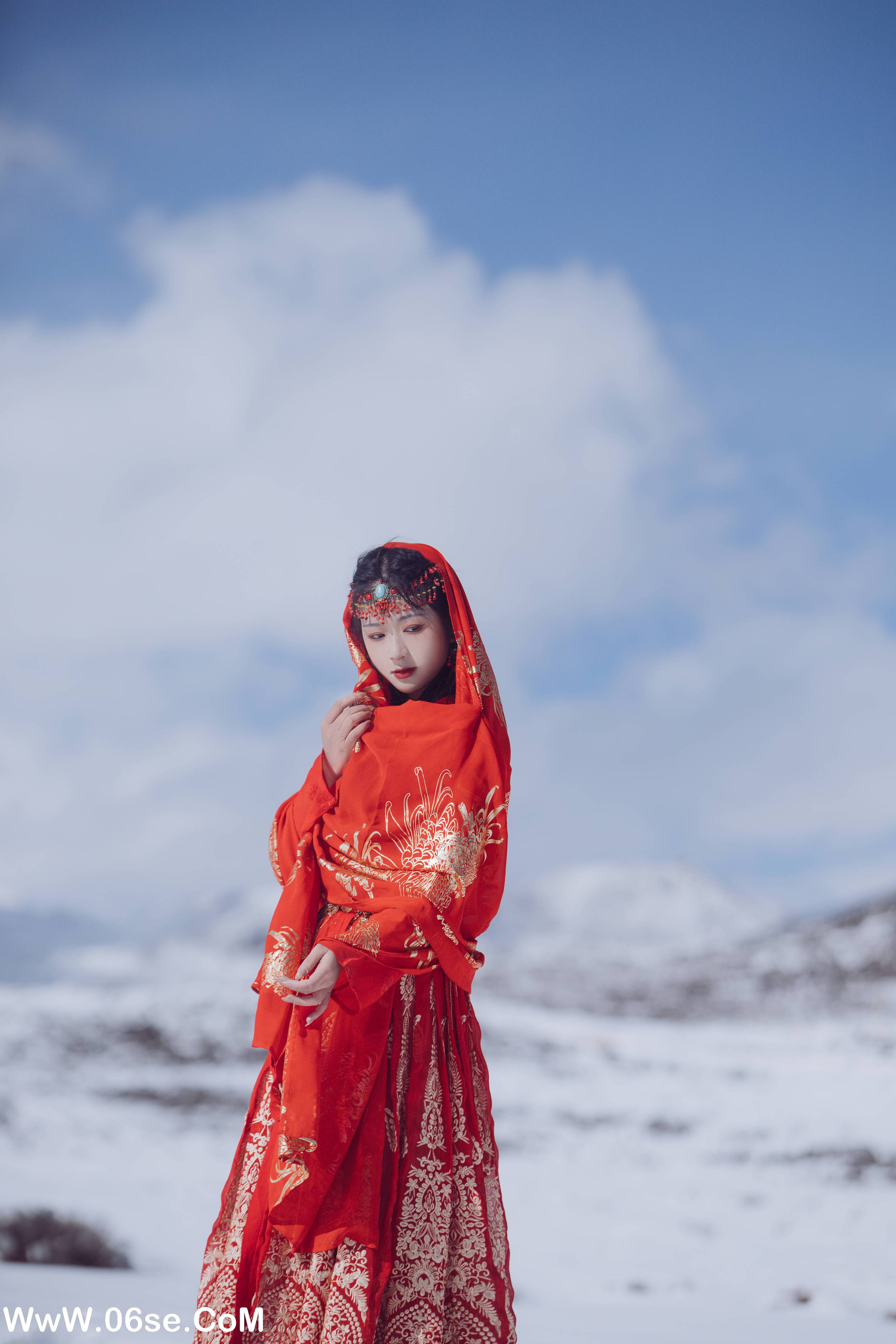 图片[13]-[YITUYU艺图语]2022.09.30 东宫 云兮啦[21+1P／339MB]-六色网