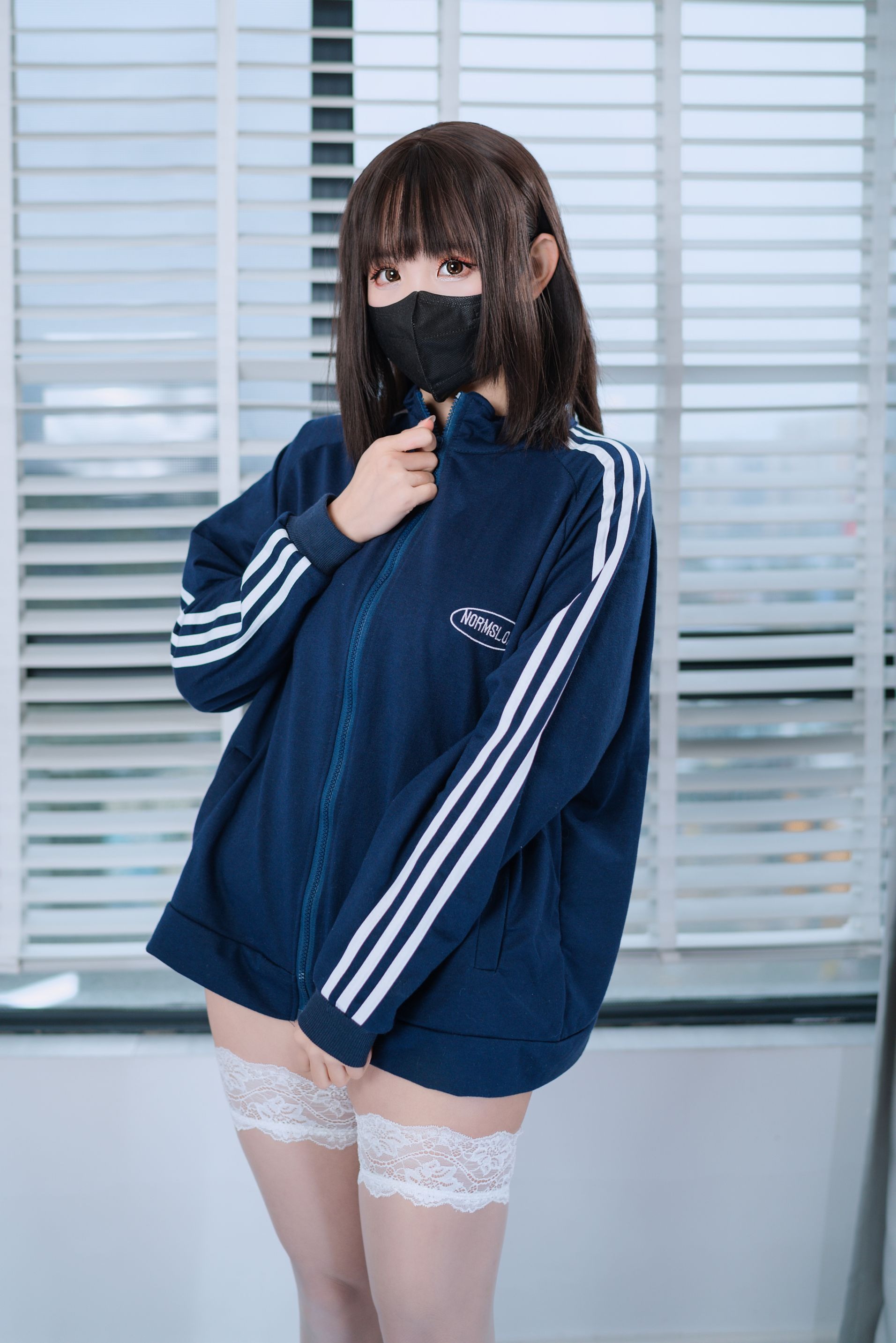 miko酱 - 草莓圣代 47P 500MB 9