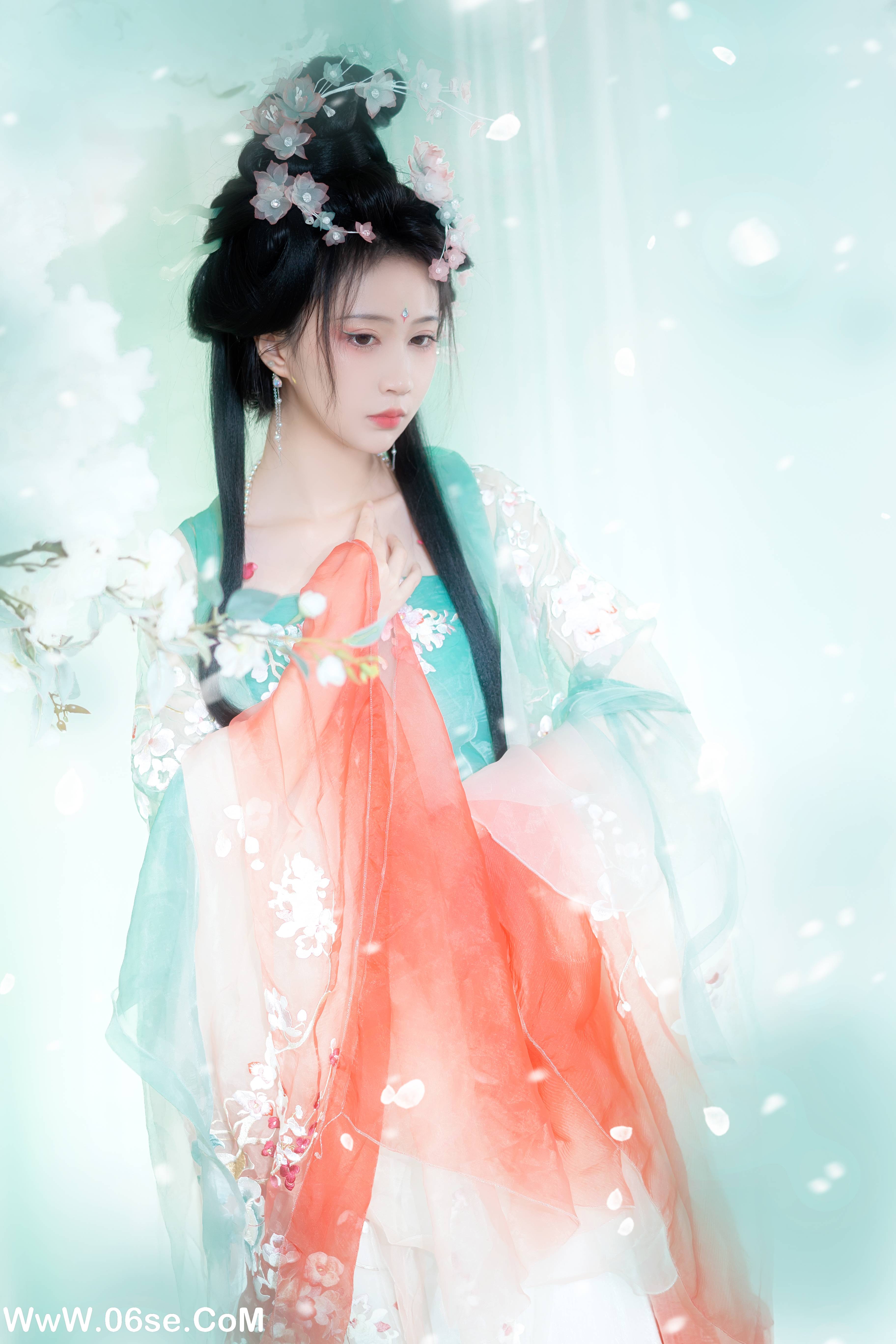 图片[22]-[YITUYU艺图语]2022.12.26 绿梅 -绮罗生的小苏苏-[27+1P／189MB]-六色网
