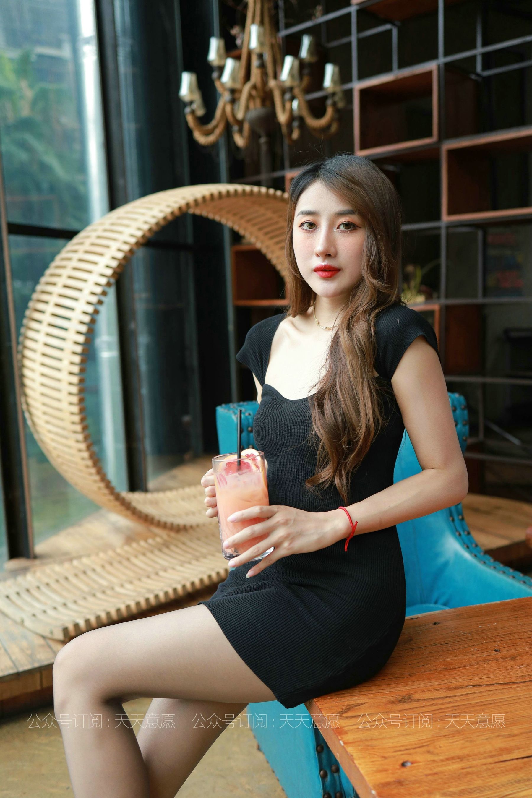 [IESS异思趣向]_模特：夏夏《紧身包臀裙》-写真图集共69P 2