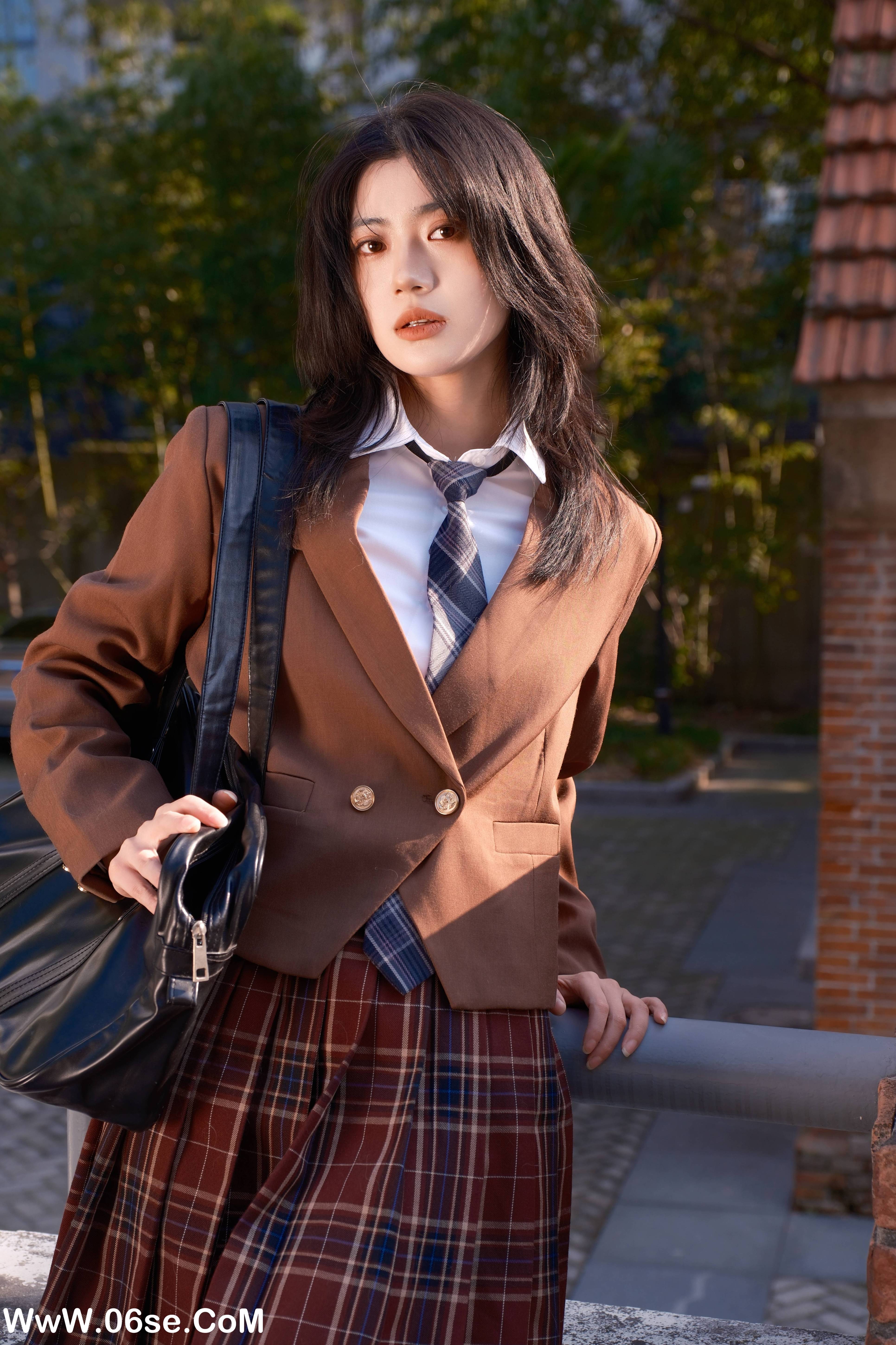 图片[4]-[YITUYU艺图语]2022.10.31 秋日计划 Elikaka[24+1P／393MB]-六色网
