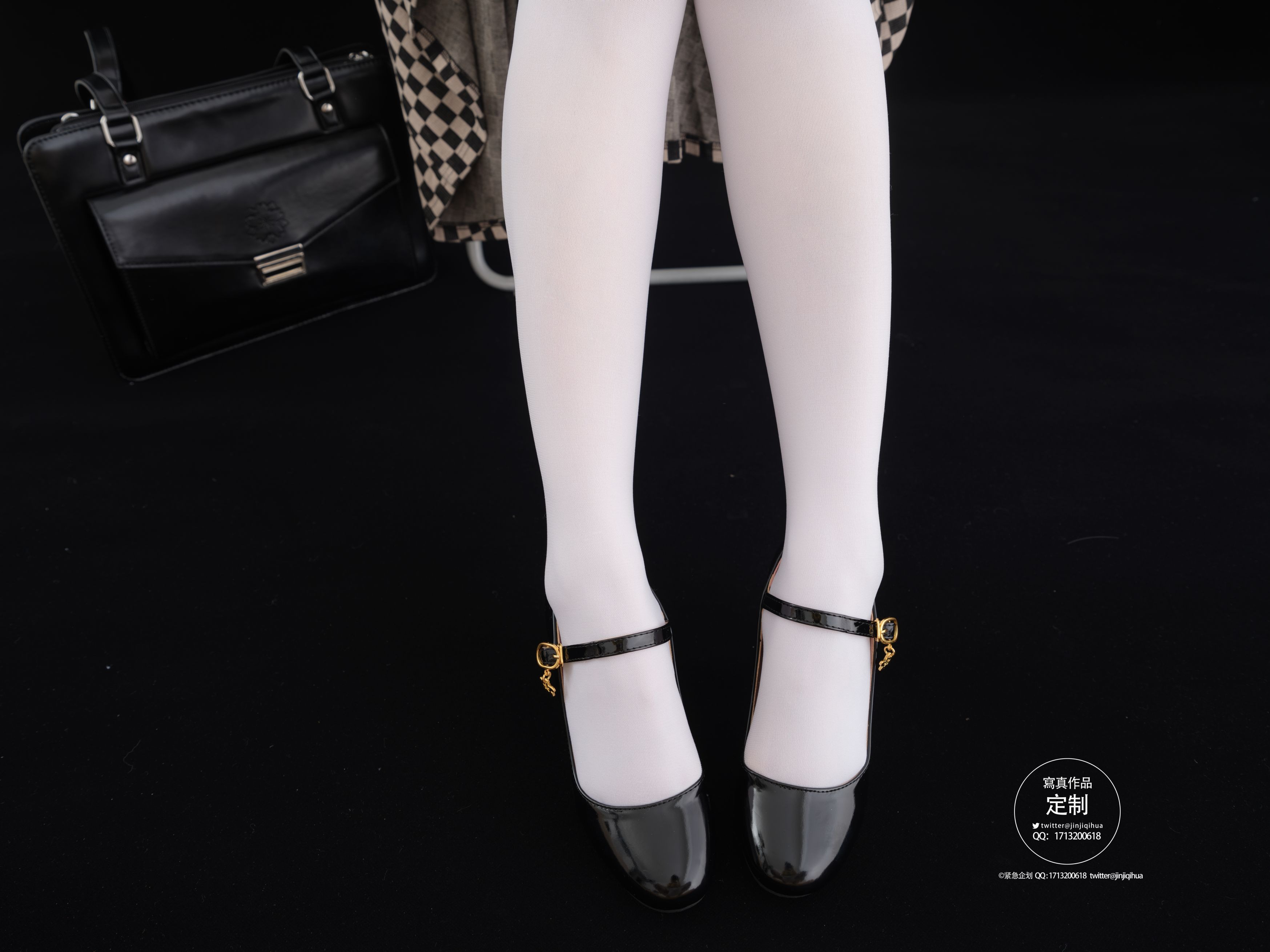 紧急企划 - EX-007 见希w 民国制服 白丝 [88P1V-3.45GB] 14