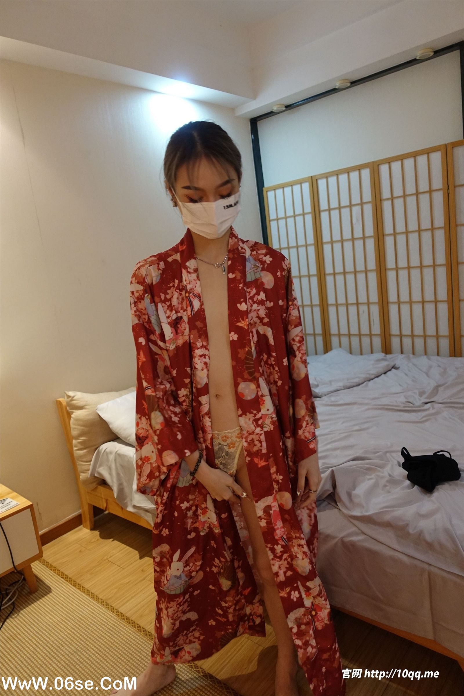 图片[4]-[ROSI写真]口罩系列 2023.08.16 NO.2621-六色网