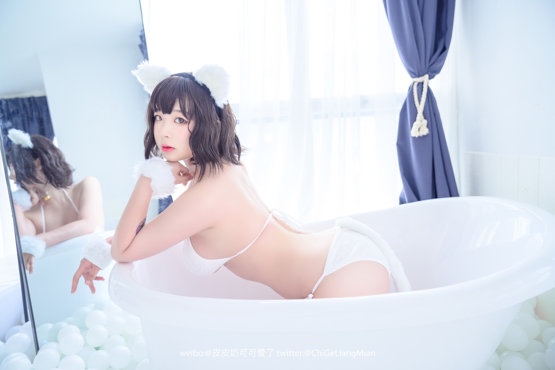 Cosplay 皮皮奶可可爱了啦 白猫 12