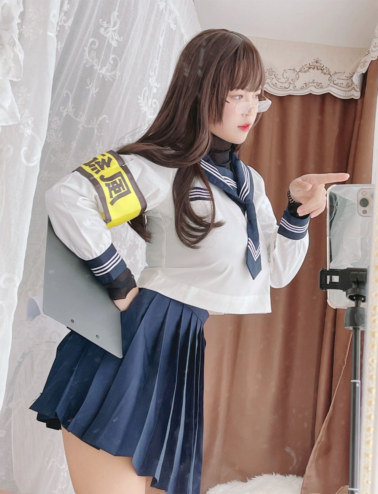 白烨 风纪委员 8
