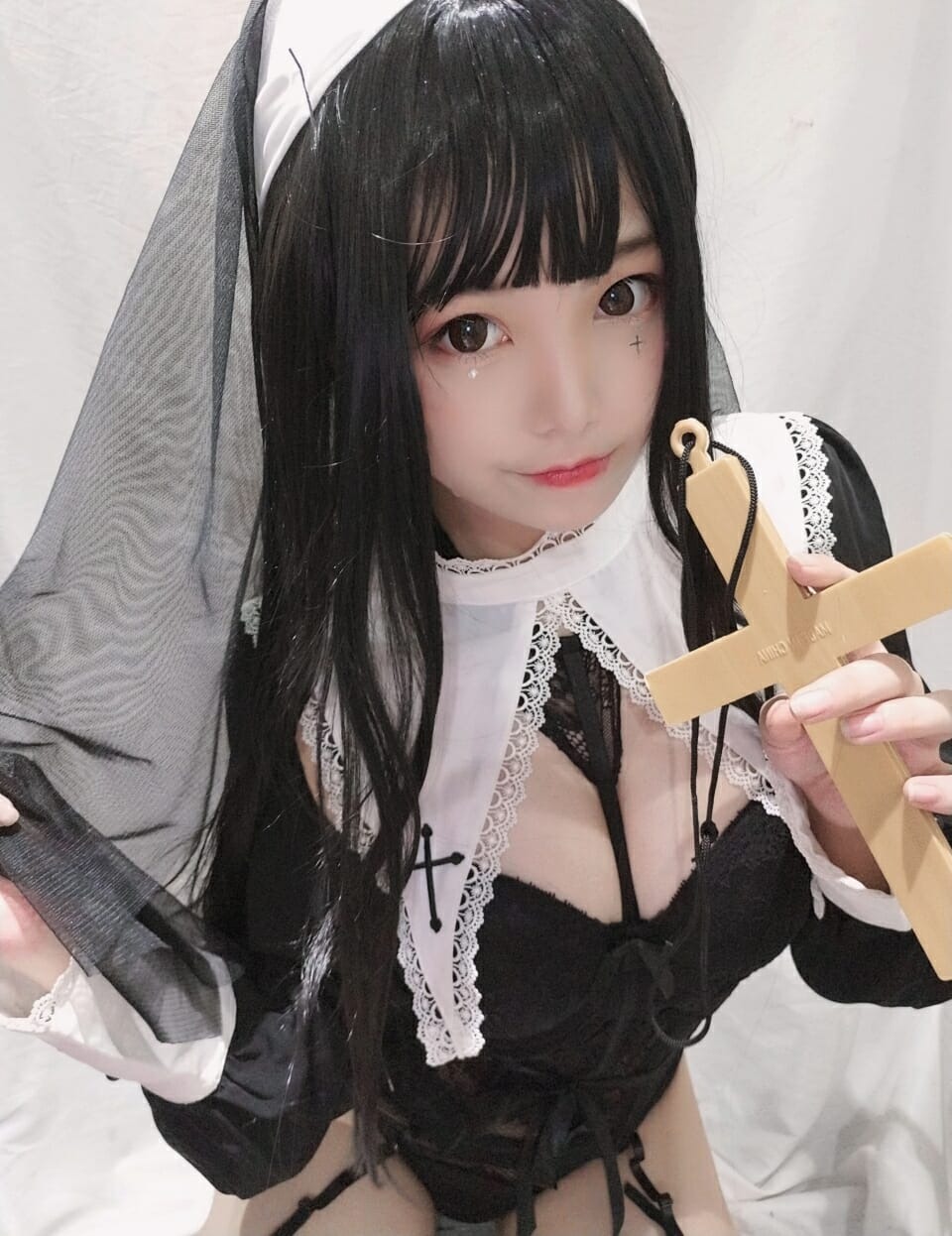 蜜汁猫裘-修女 [25P] 19