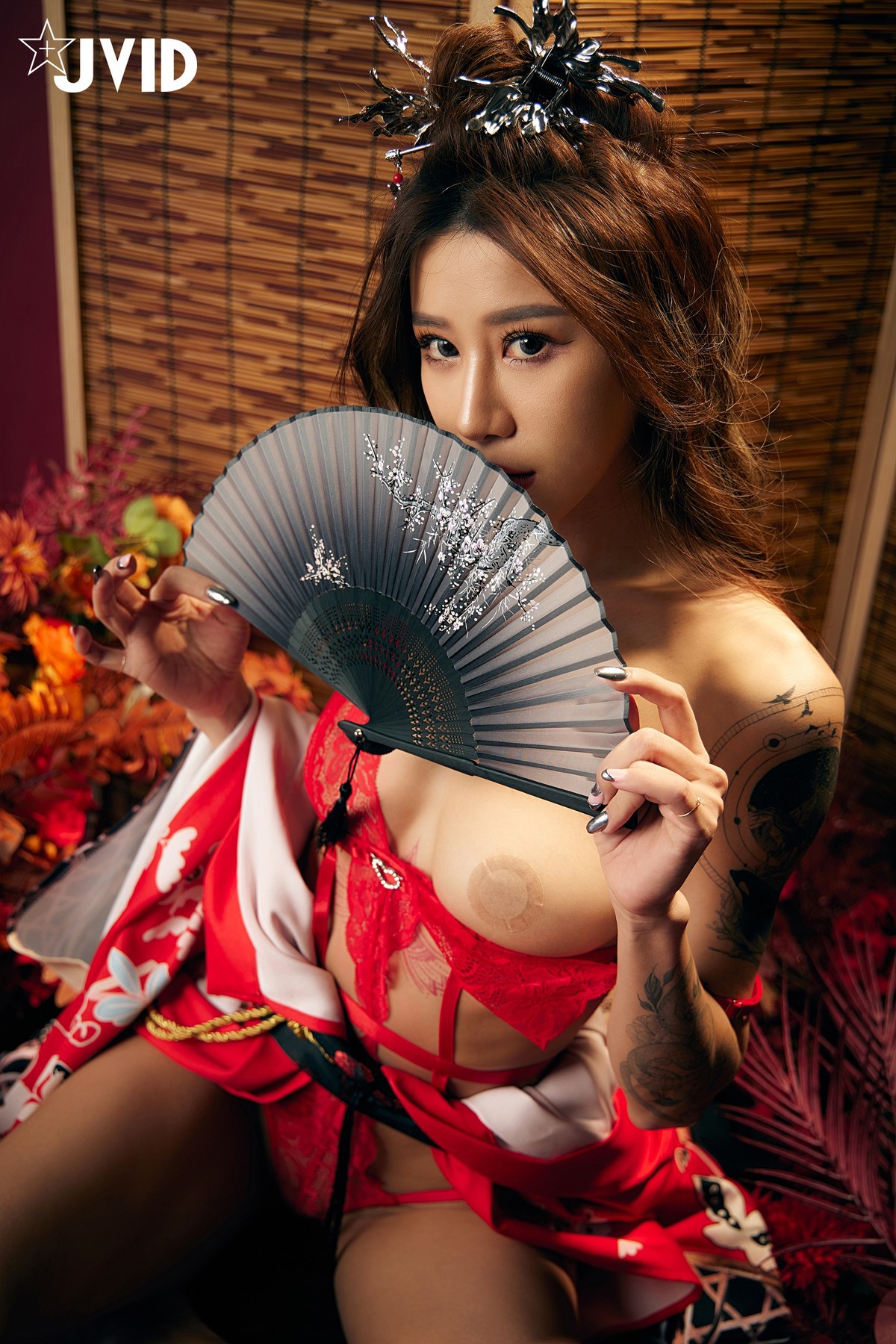 JVID精品 聖上寵幸首選～傾國傾城囍媚娘 婀娜多姿 酥胸外露 Set.01 45