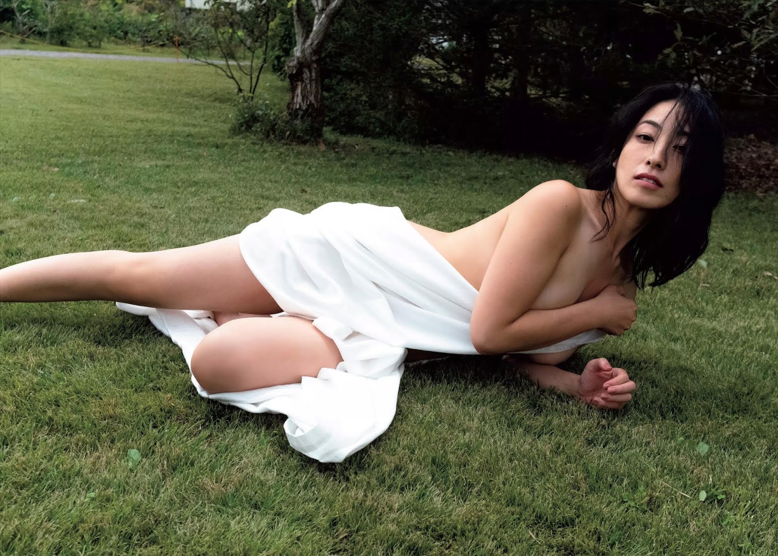 Hiroko Sato 佐藤寛子, FLASH 2019.11.19 (フラッシュ 2019年11月19日号) 2