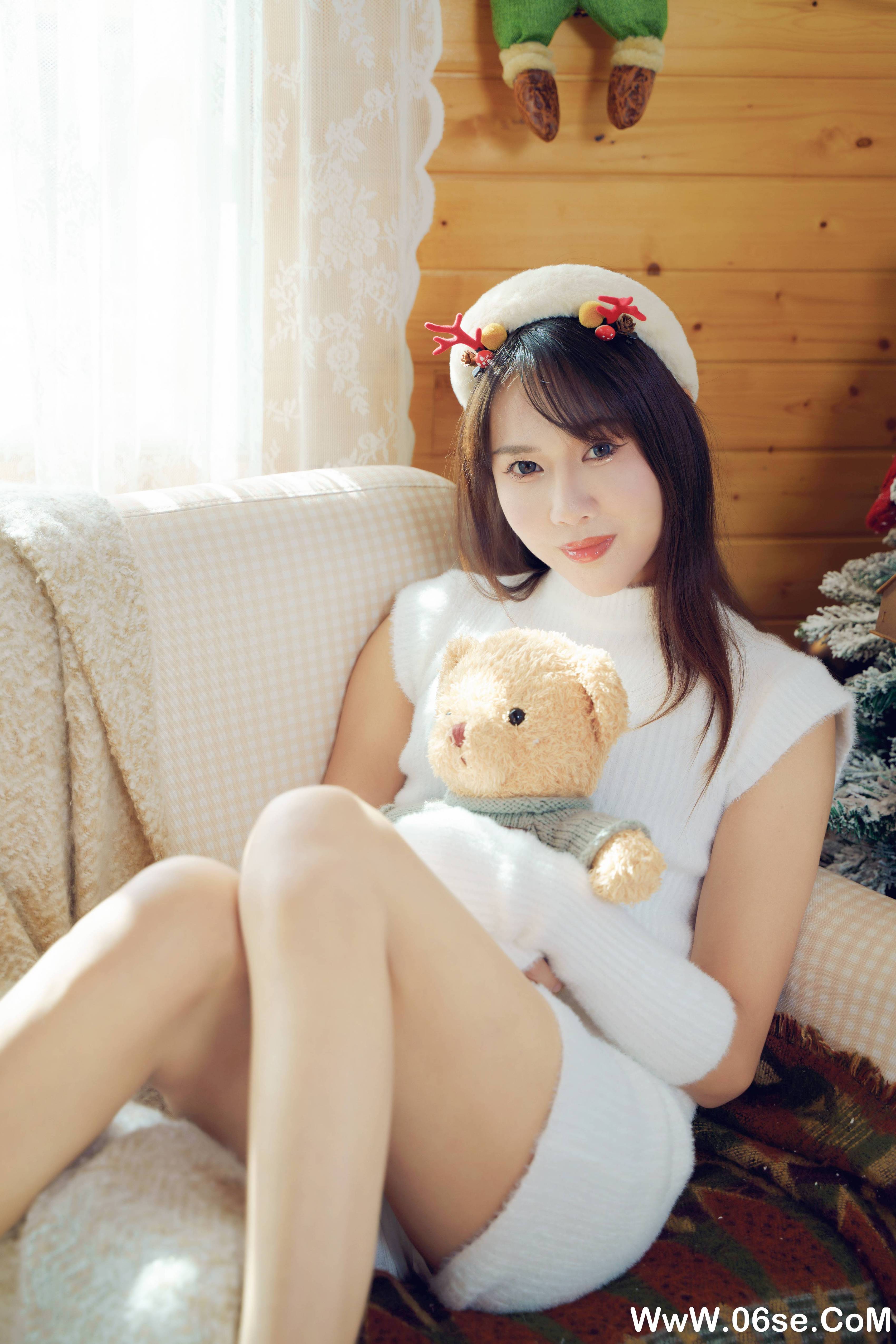 图片[25]-[YITUYU艺图语]2021.12.21 圣诞少女 lin[41+1P／446MB]-六色网