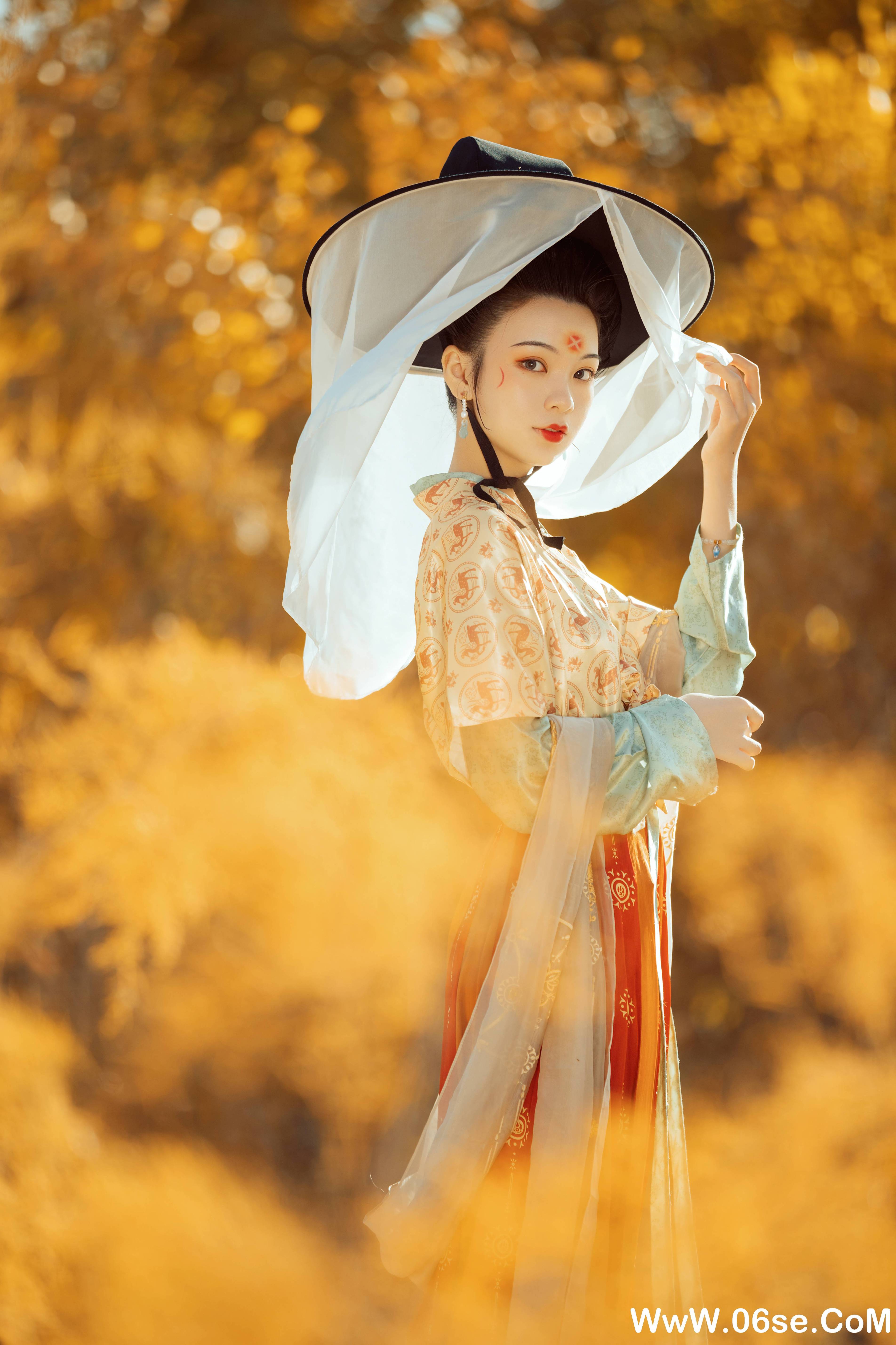 图片[13]-[YITUYU艺图语]2021.08.18 携花 薄荷[28+1P／458MB]-六色网